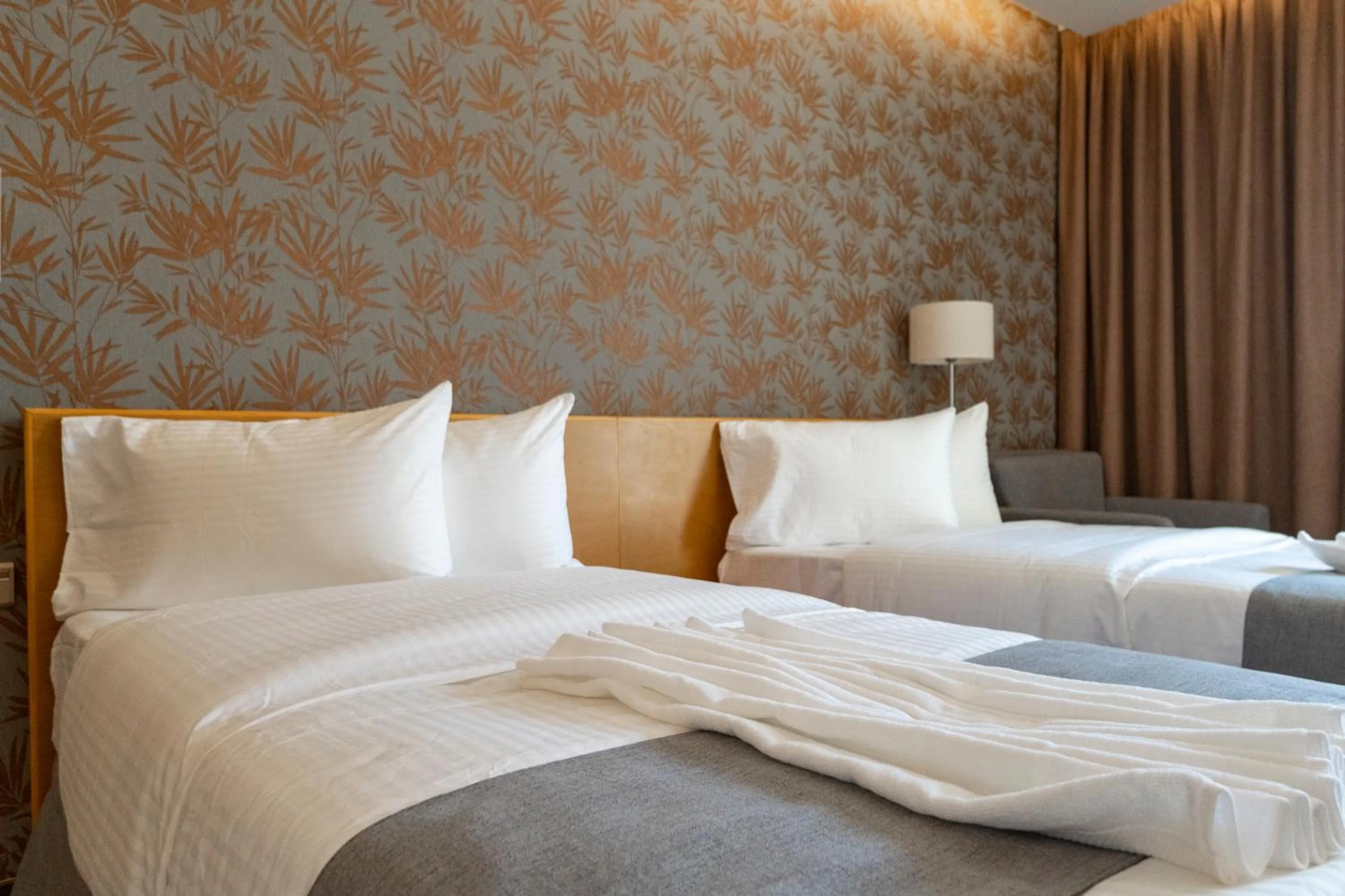 Bedroom, Bed in Sama Muscat Hotel