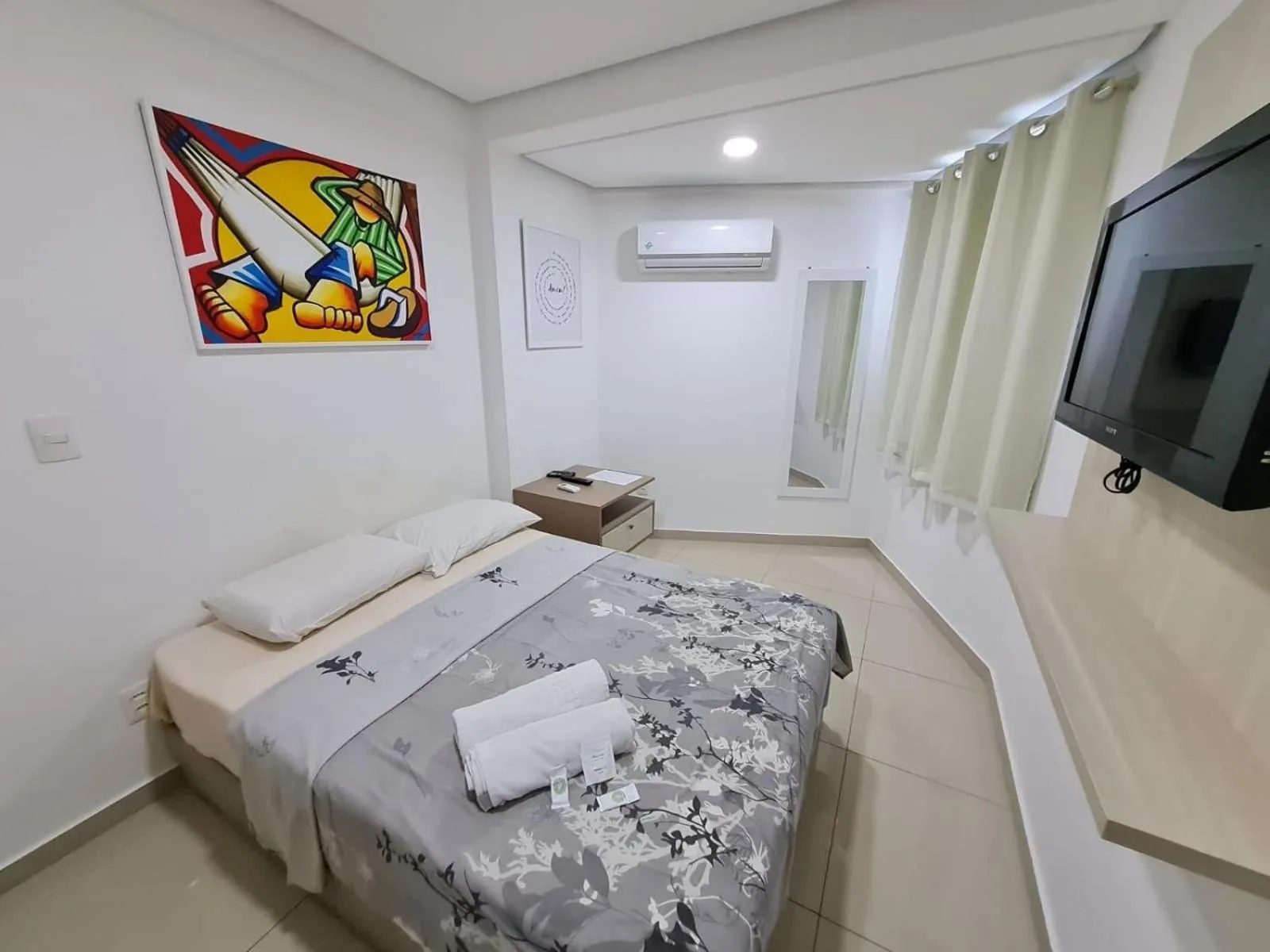 Bedroom, Bed in Atlântico Norte