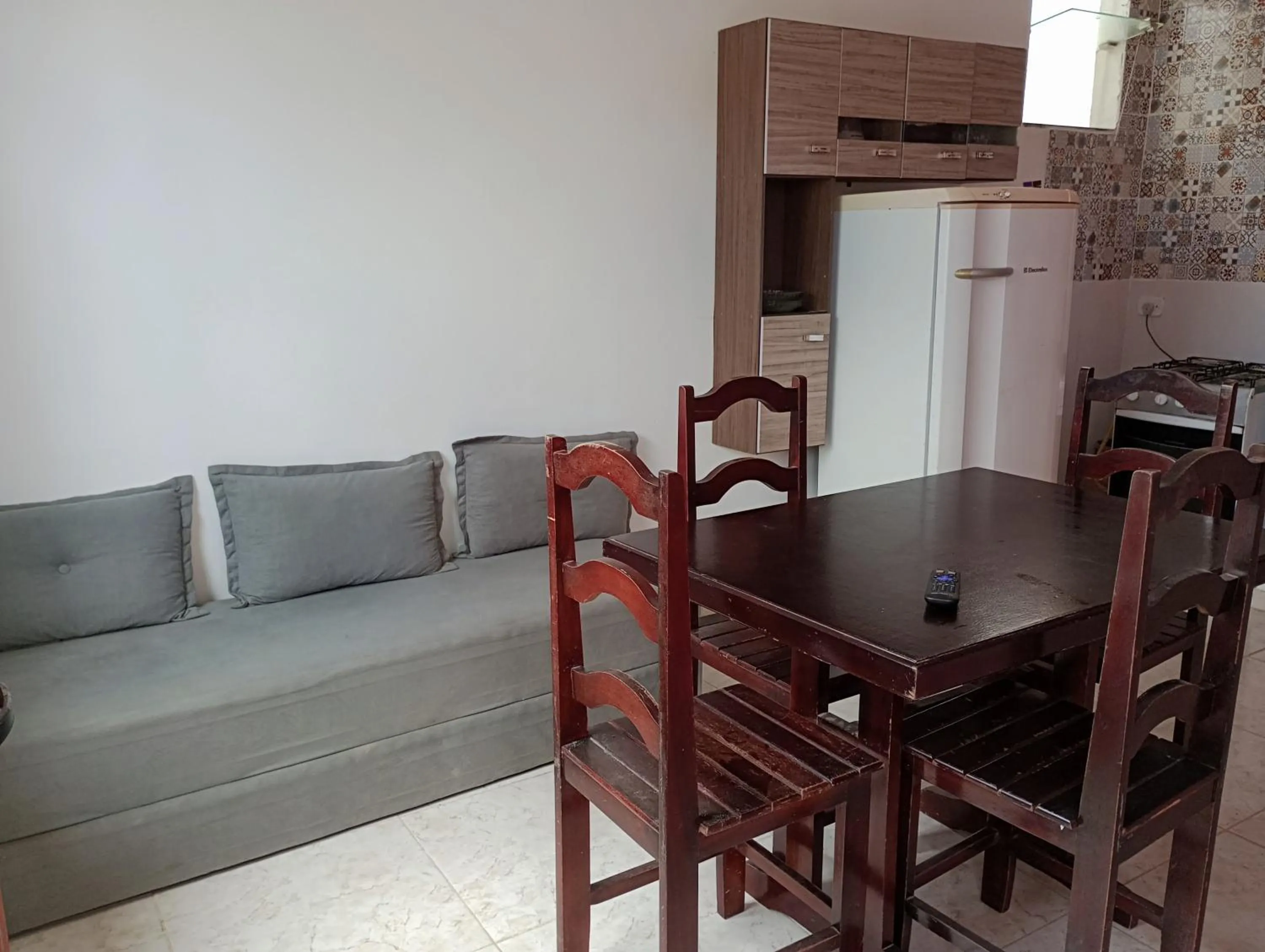 Casa inteira con piscina compartilhada