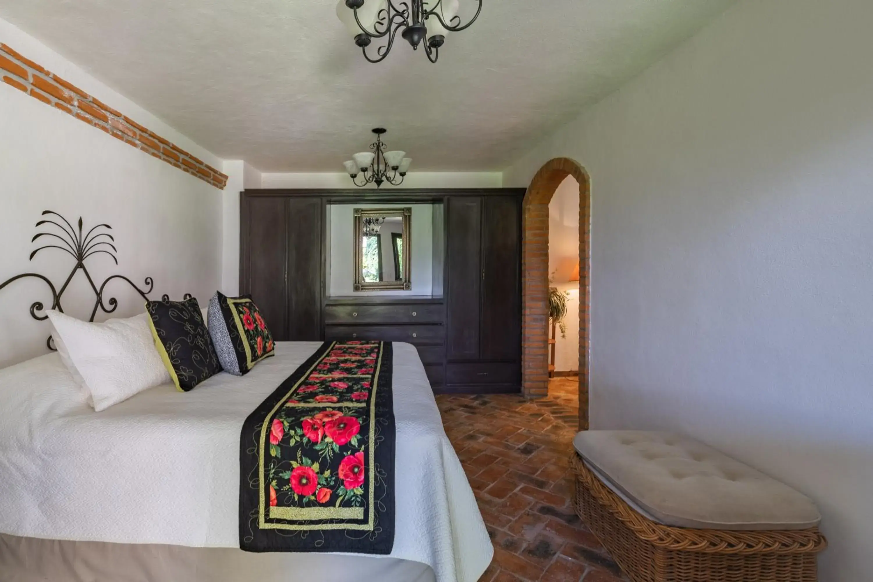 Suite with Garden View in Casa Las Palmas, San Miguel de Allende Suite with Garden View in Casa Las Palmas, San Miguel de Allende