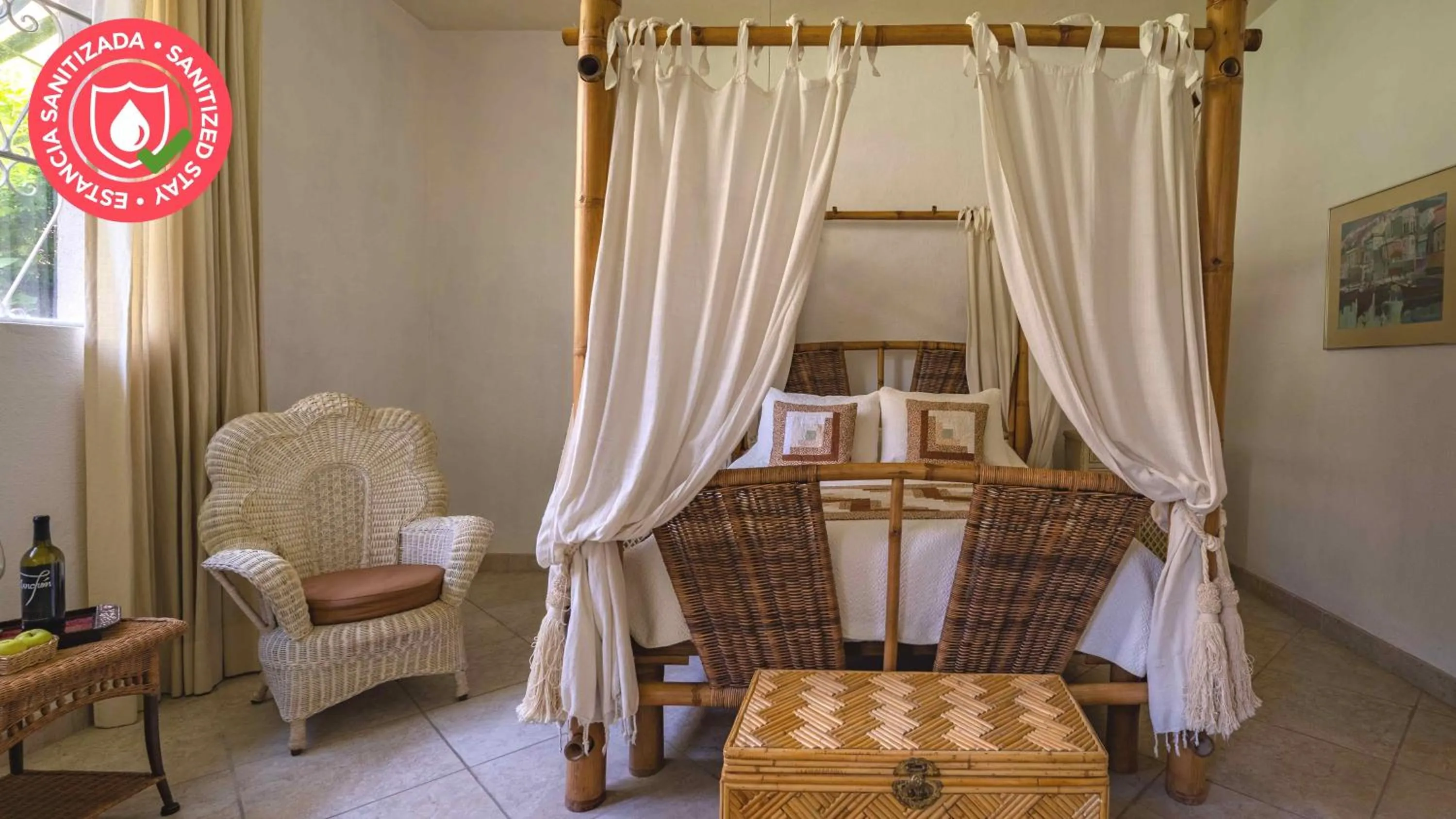 Bed in Casa Las Palmas, San Miguel de Allende