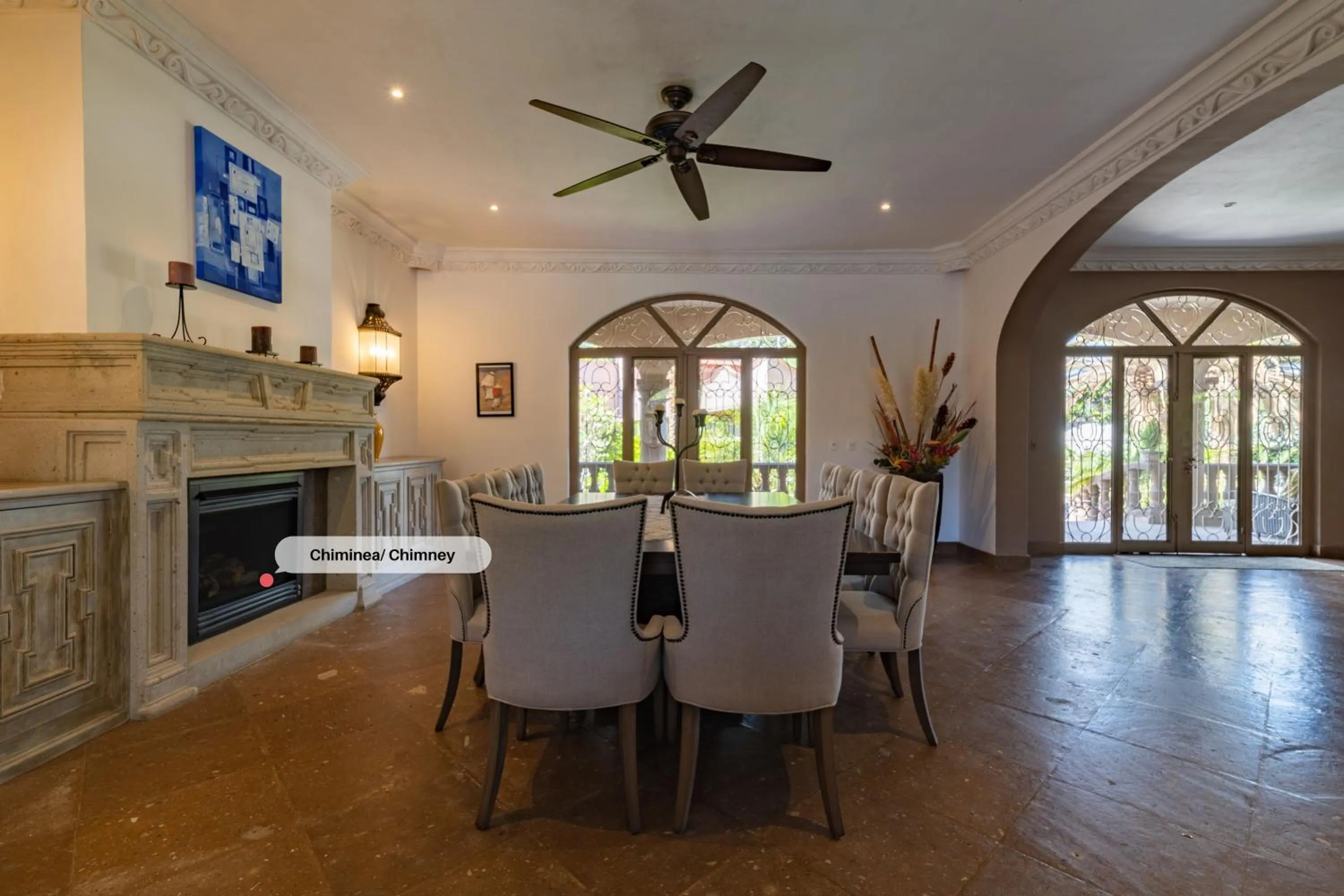 Dining area in Casa Las Palmas, San Miguel de Allende