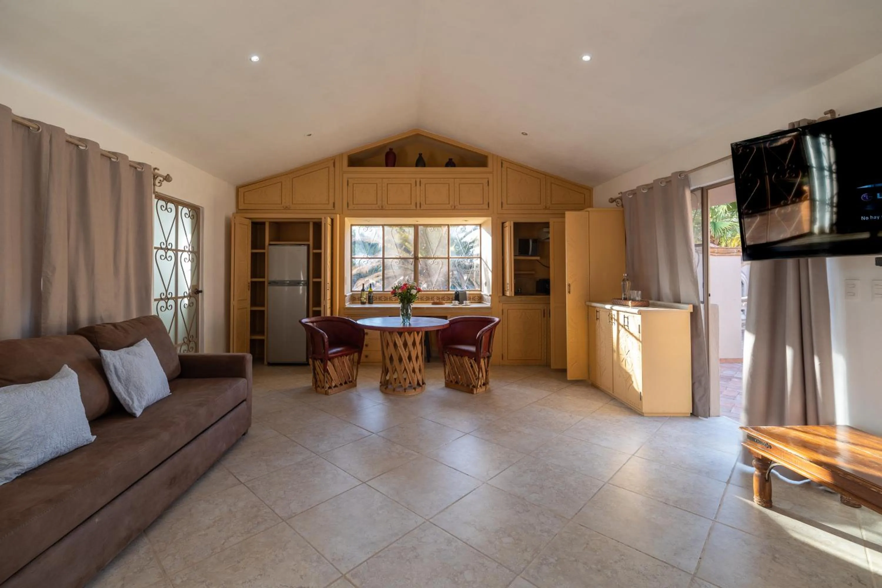 TV and multimedia in Casa Las Palmas, San Miguel de Allende