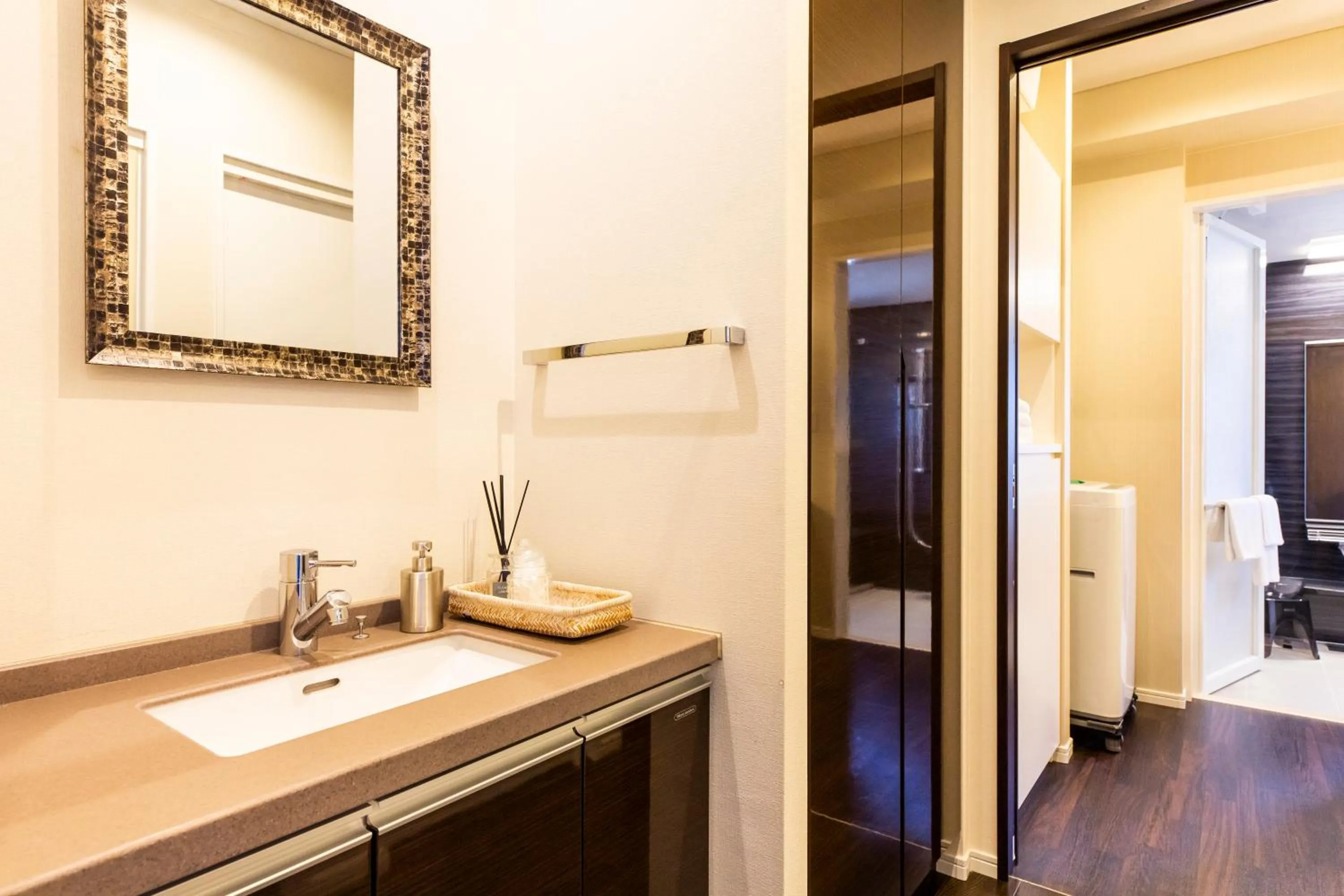 Photo of the whole room in Rizo Zaizen Hotel