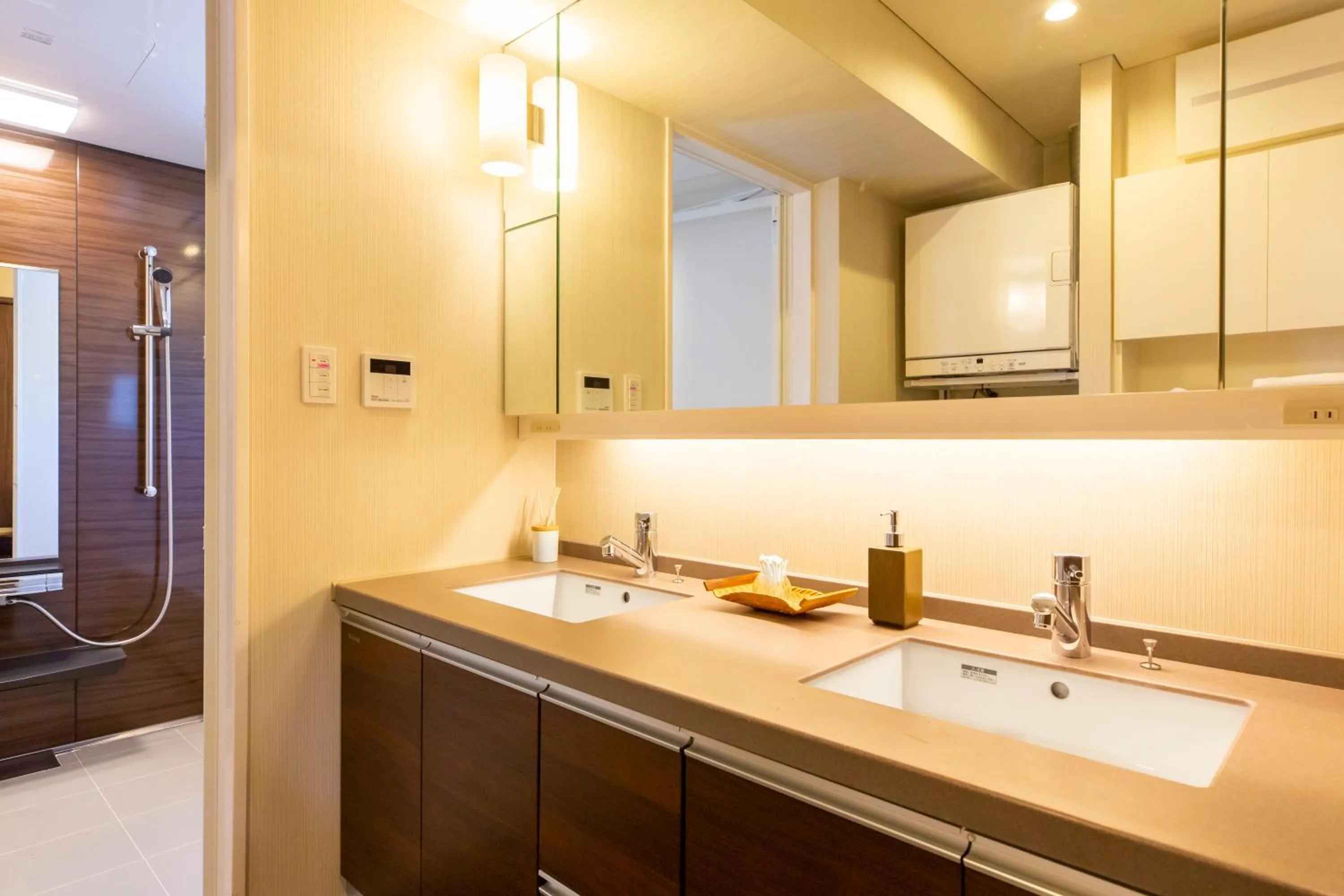 Bathroom in Rizo Zaizen Hotel