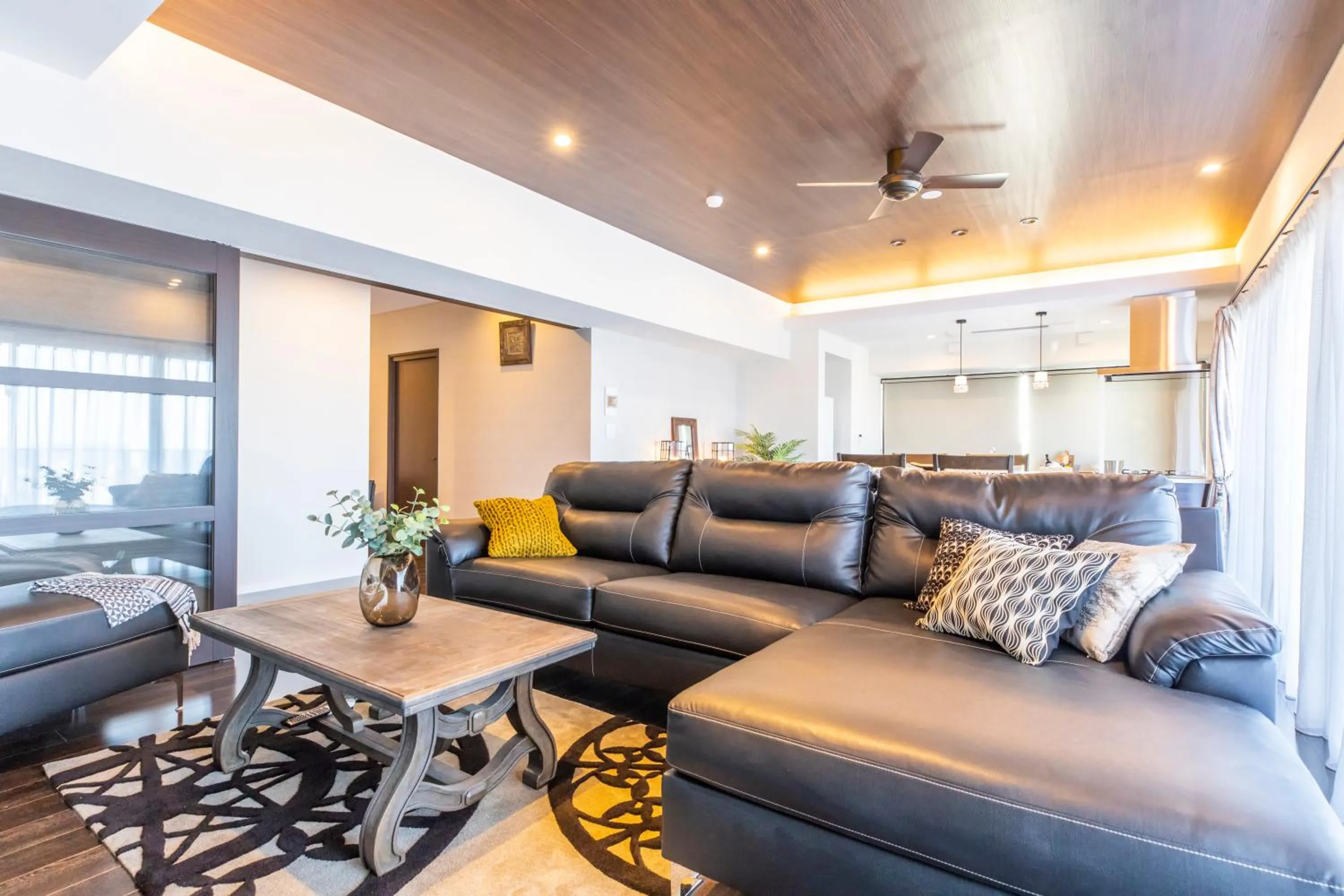 Photo of the whole room in Rizo Zaizen Hotel