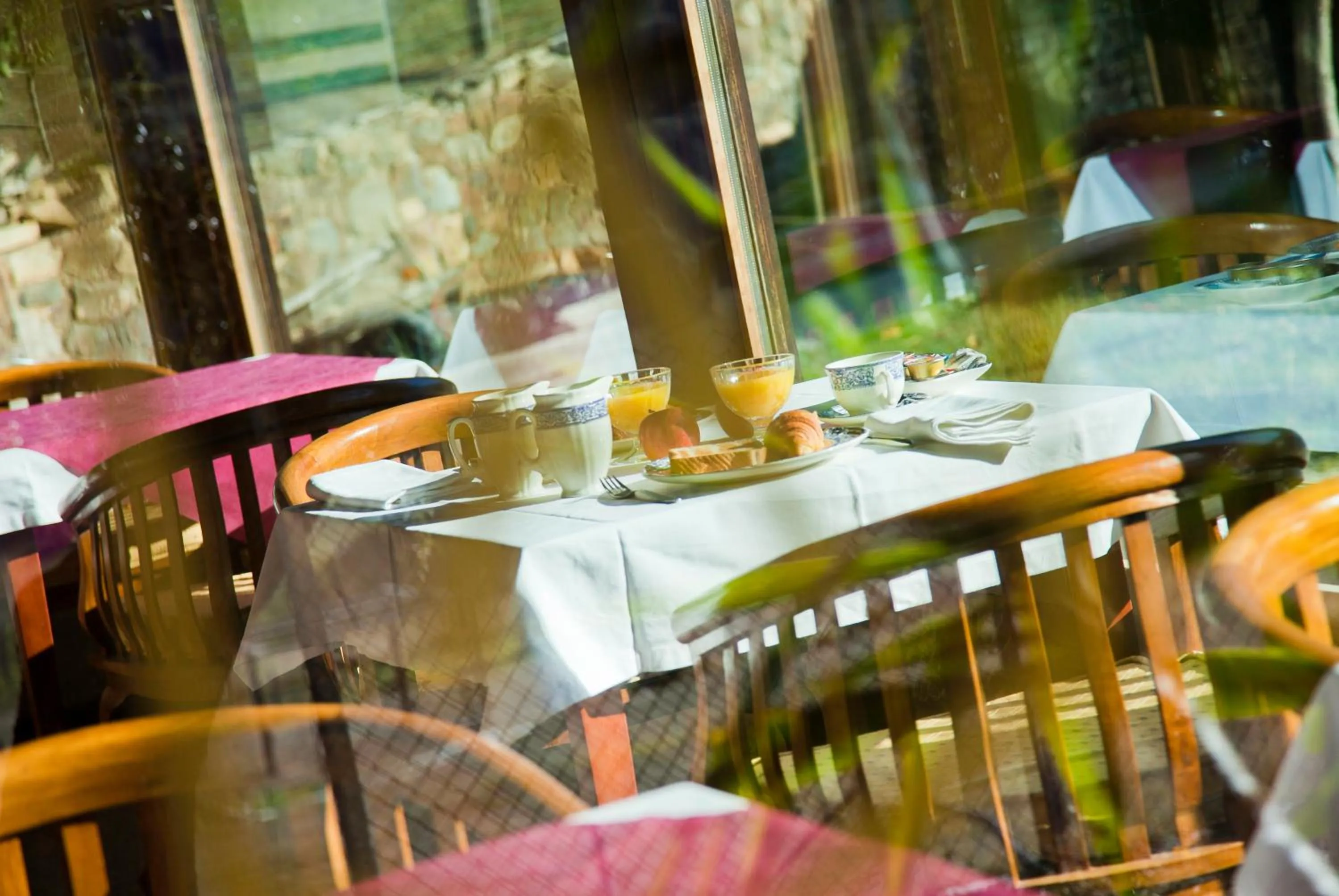 Restaurant/places to eat in Haras Aritza