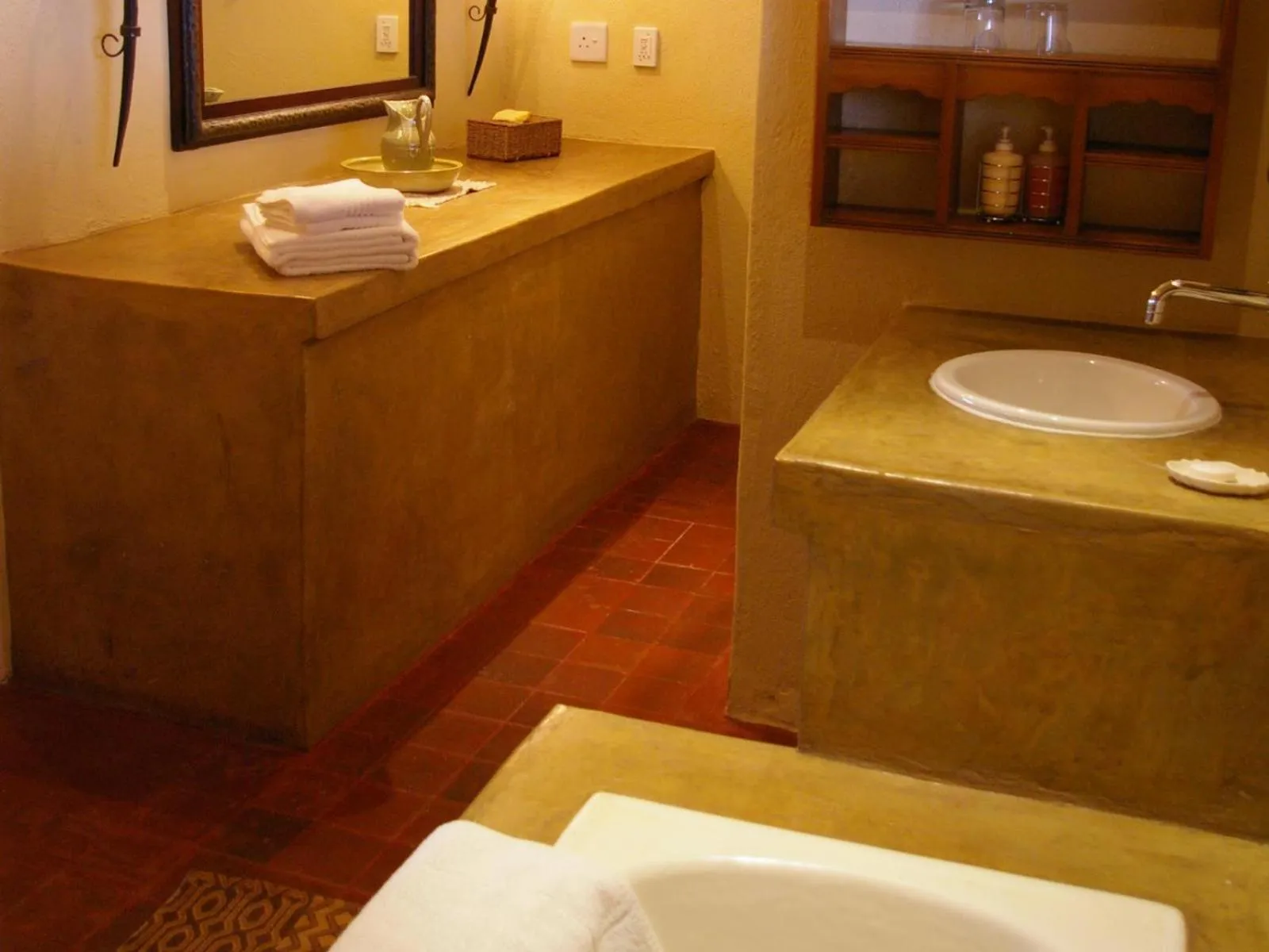 Bathroom in Bohm's Zeederberg Country House