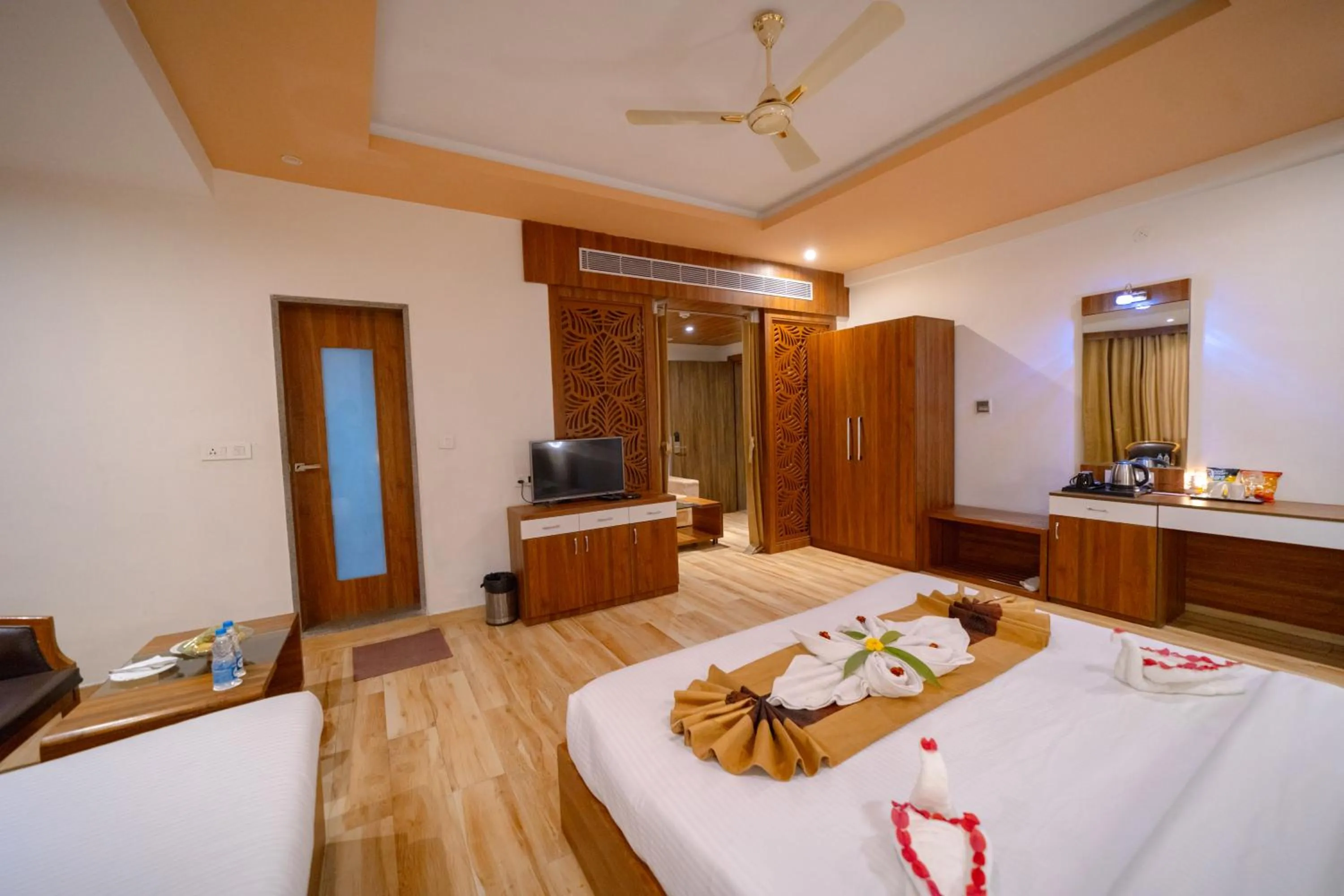 Bed in Gold Nest Rubystone Heritage