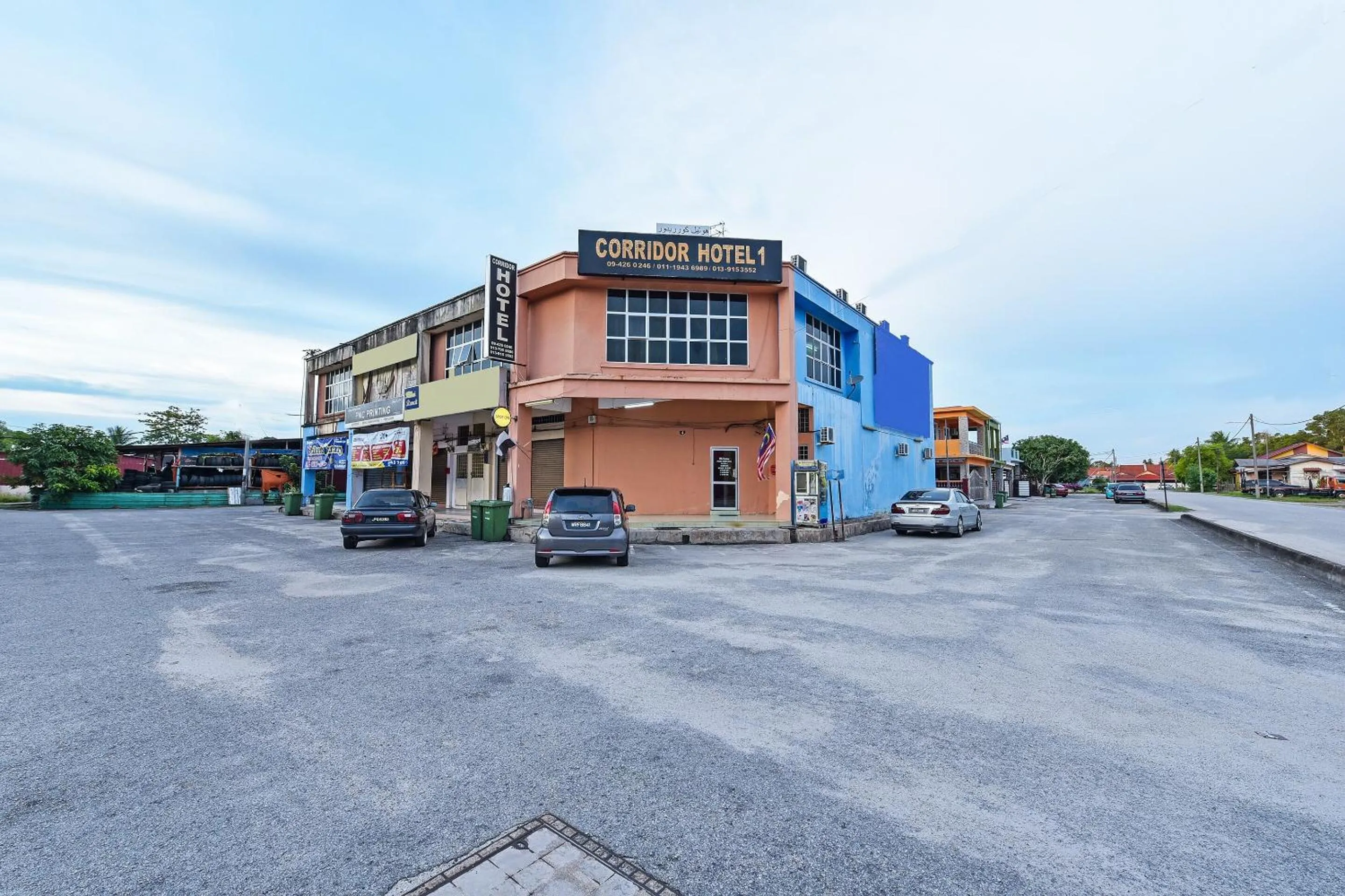 Facade/entrance in SPOT ON 90144 Corridor Hotel 1