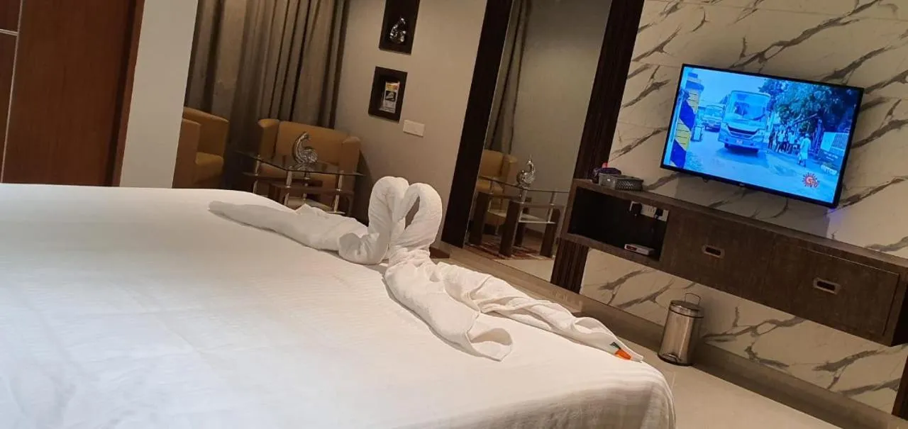 Bedroom in HOTEL FRIDAY INN