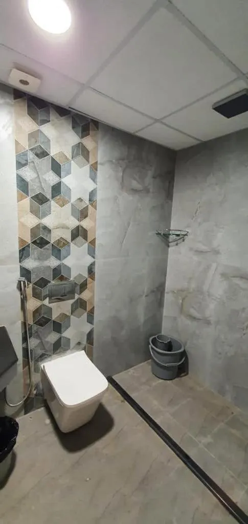 Bathroom in HOTEL FRIDAY INN