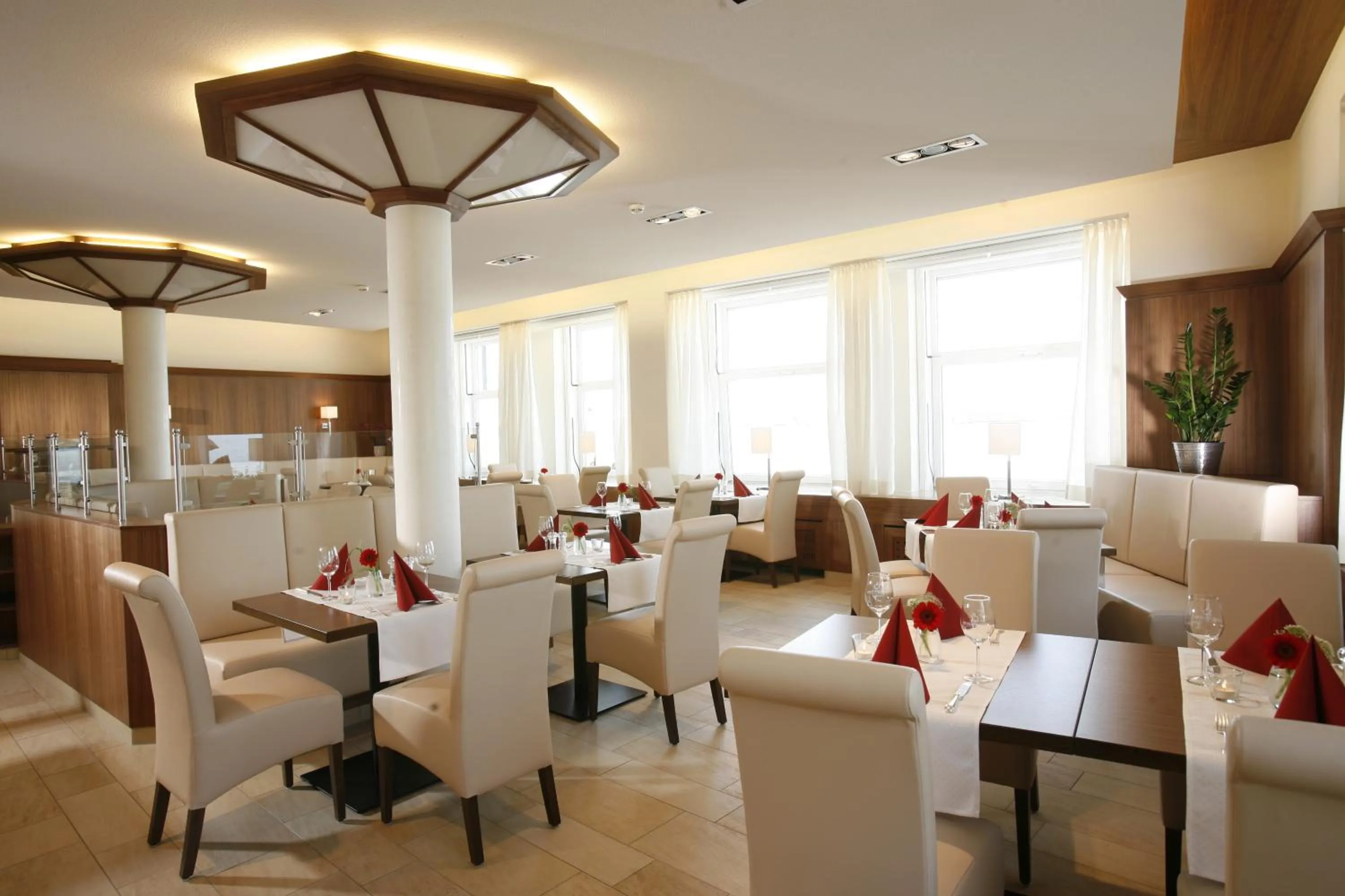 Restaurant/places to eat in Flair Hotel zum Schiff