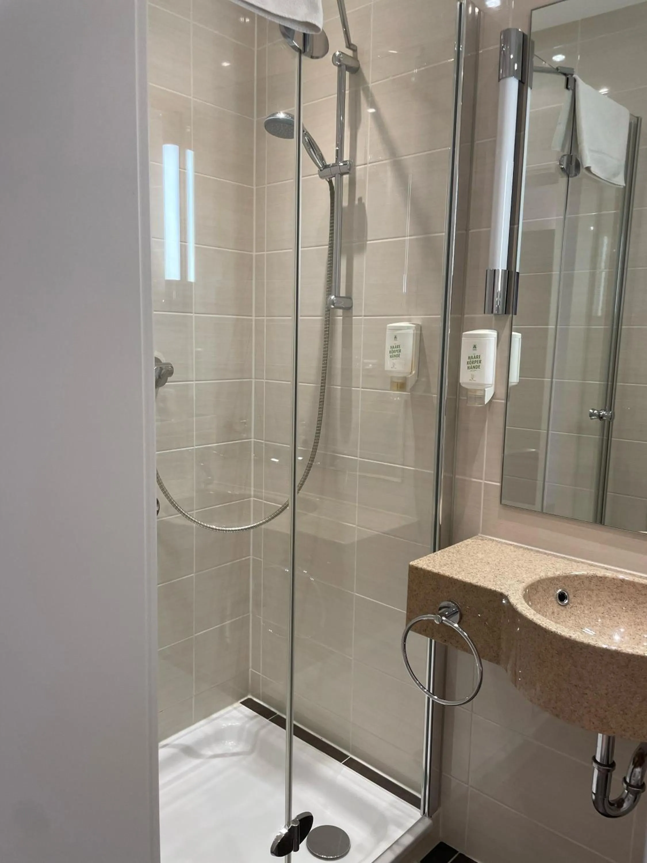 Shower in Flair Hotel zum Schiff