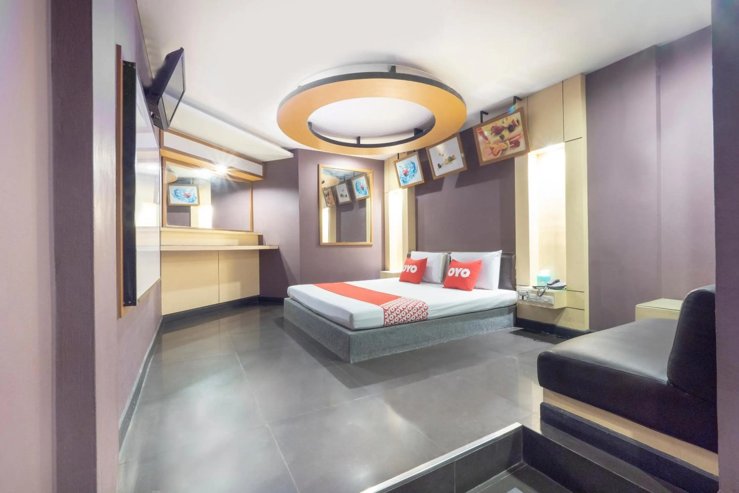 Bedroom, Bed in OYO 75382 Chonburi Hotel