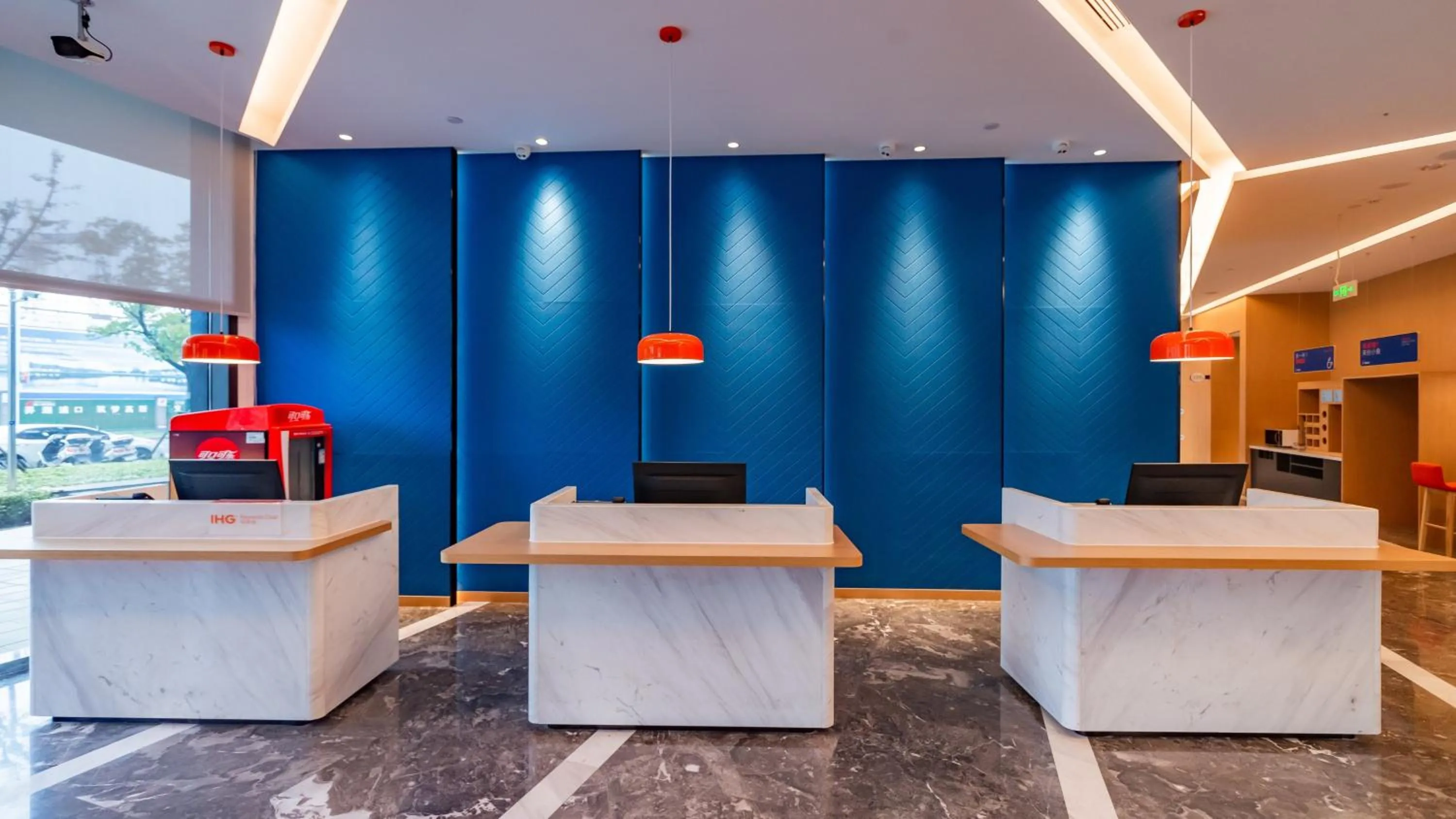 Lobby or reception in Holiday Inn Express Nanjing Jiangbei Yushan, an IHG Hotel