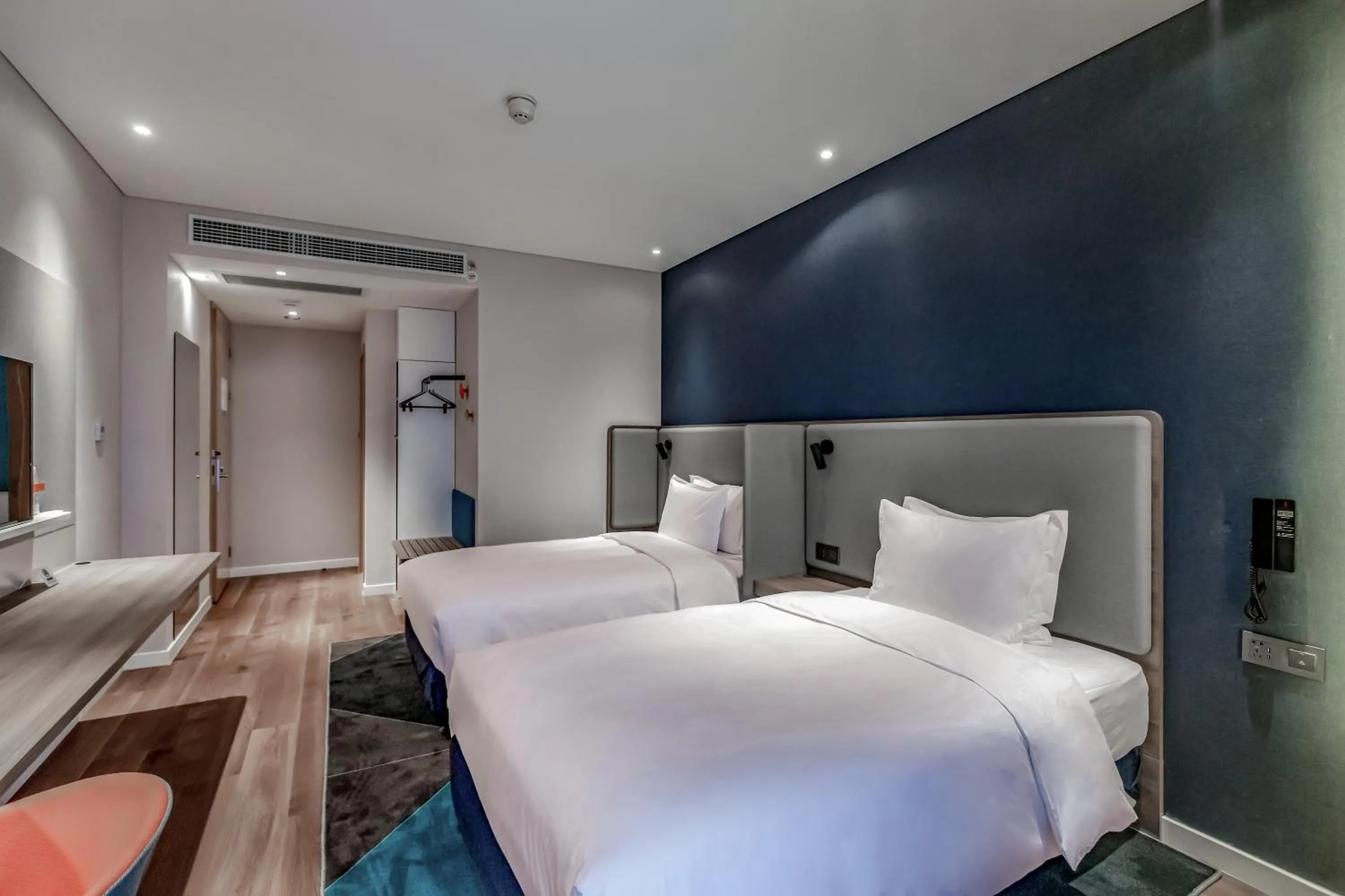 Holiday Inn Express Nanjing Jiangbei Yushan, an IHG Hotel