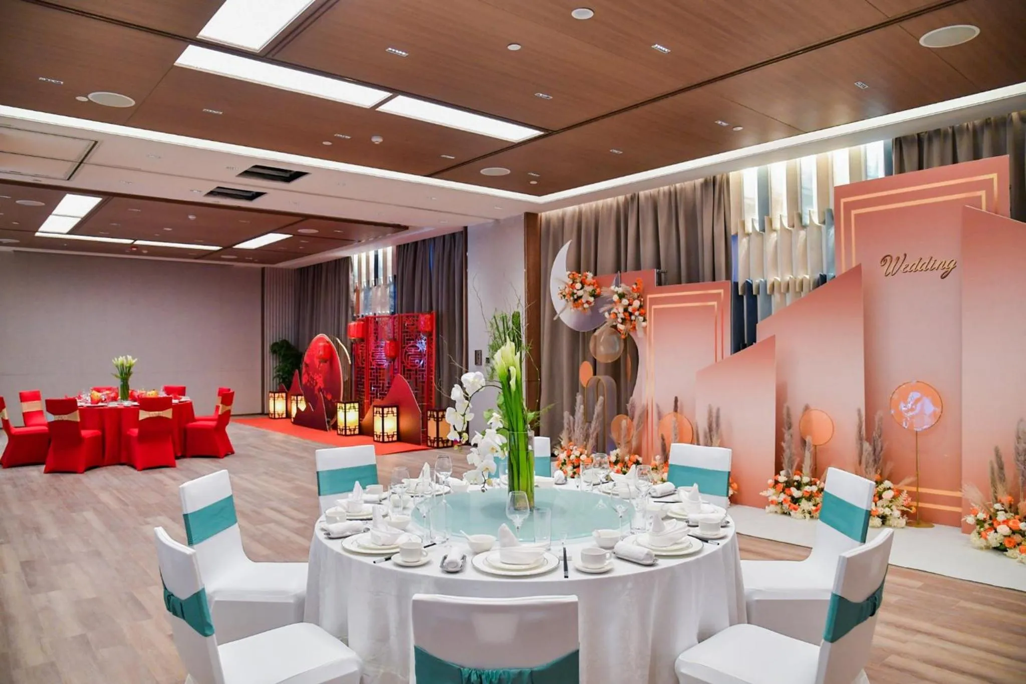 Meeting/conference room in Crowne Plaza Beijing Badaling by IHG