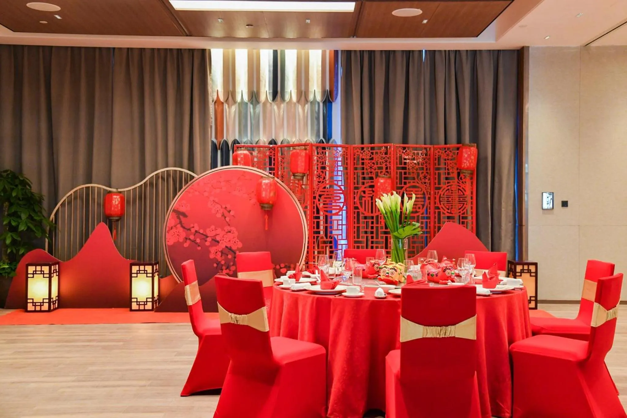 Lobby or reception in Crowne Plaza Beijing Badaling by IHG