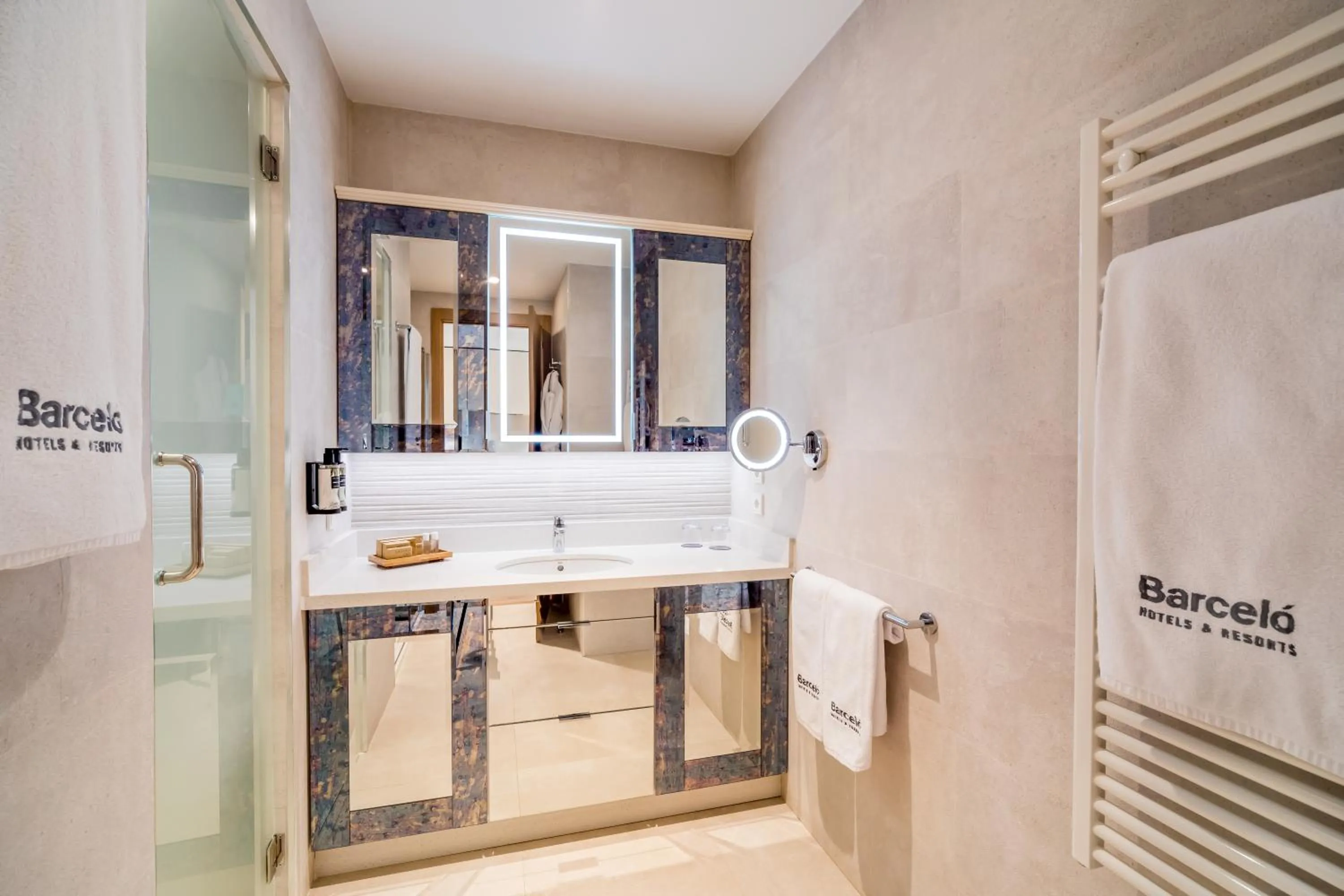 Bathroom in Barceló la Nucía Hills