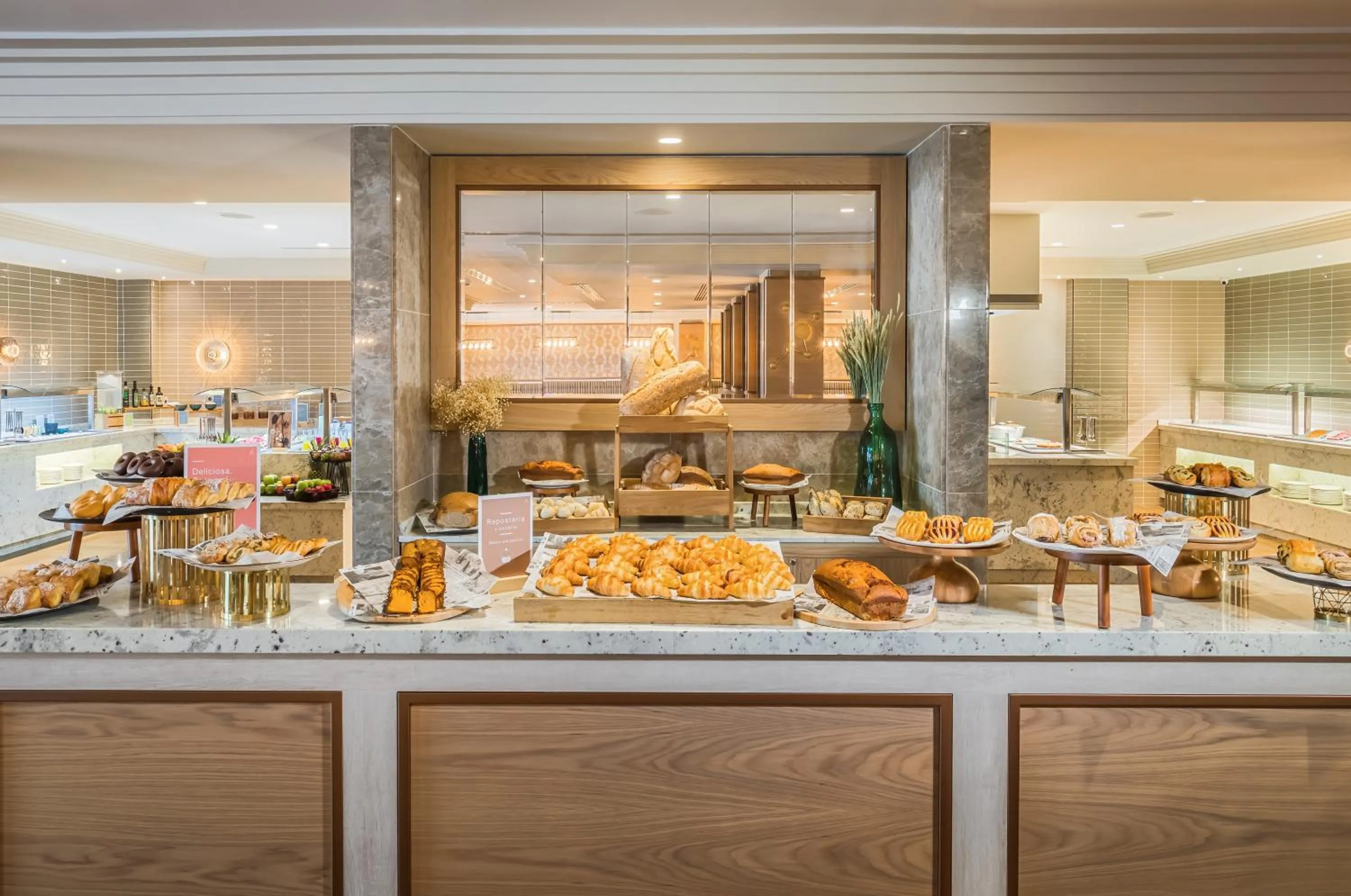 Buffet breakfast in Barceló la Nucía Hills