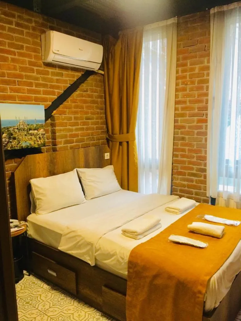 Bed in Gen Suites Cibali