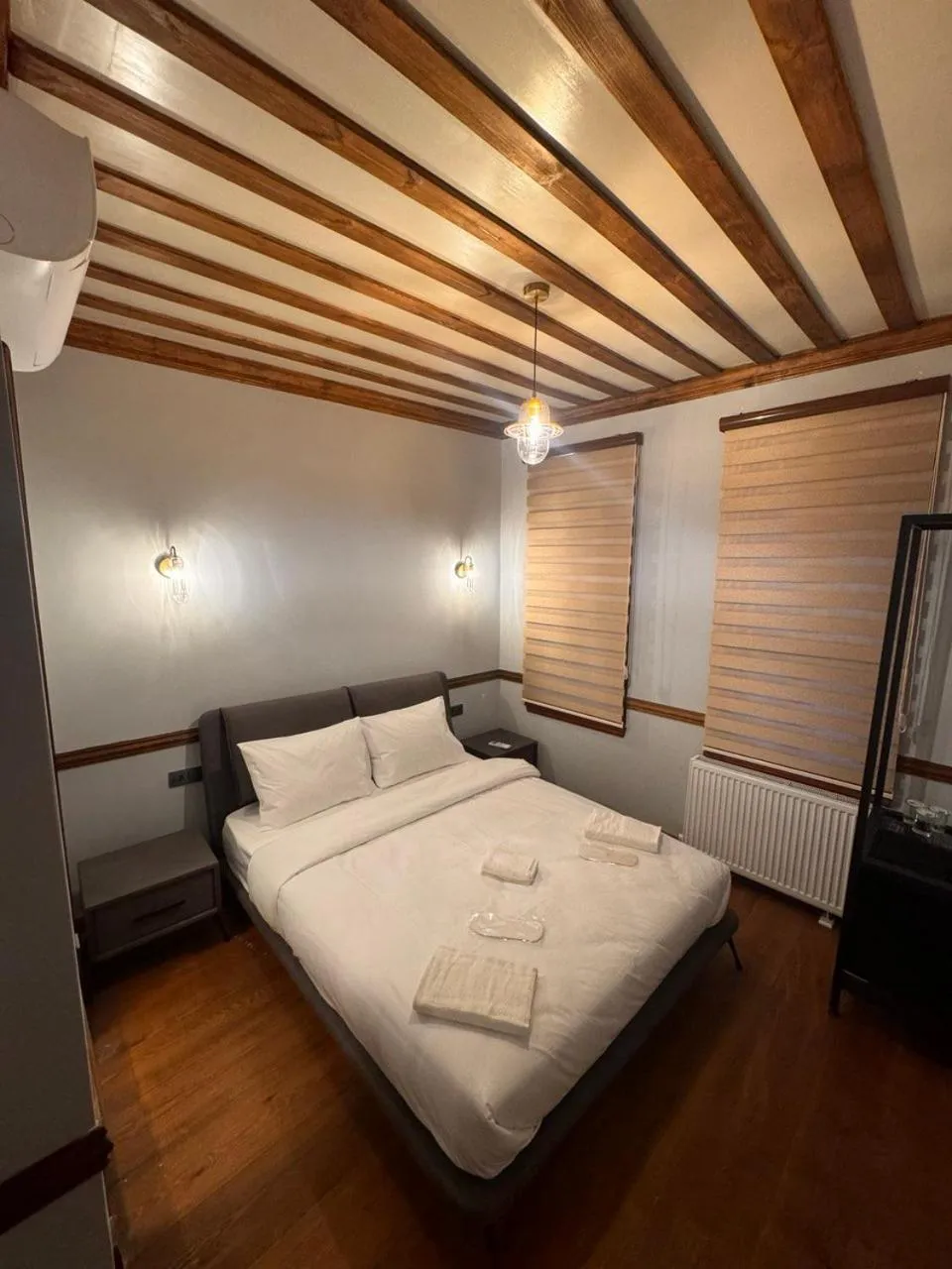 Bed in Gen Suites Cibali