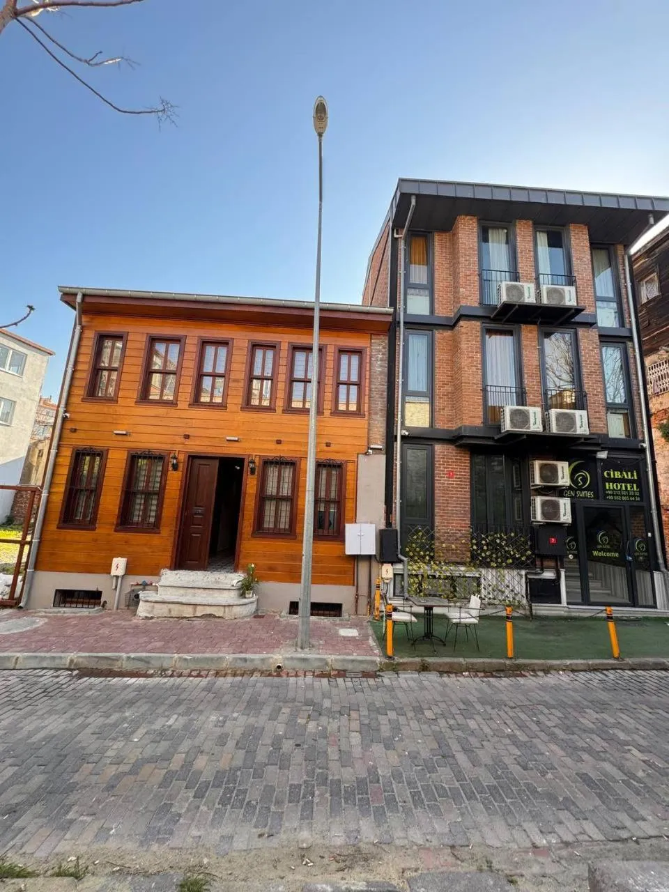 Property building in Gen Suites Cibali