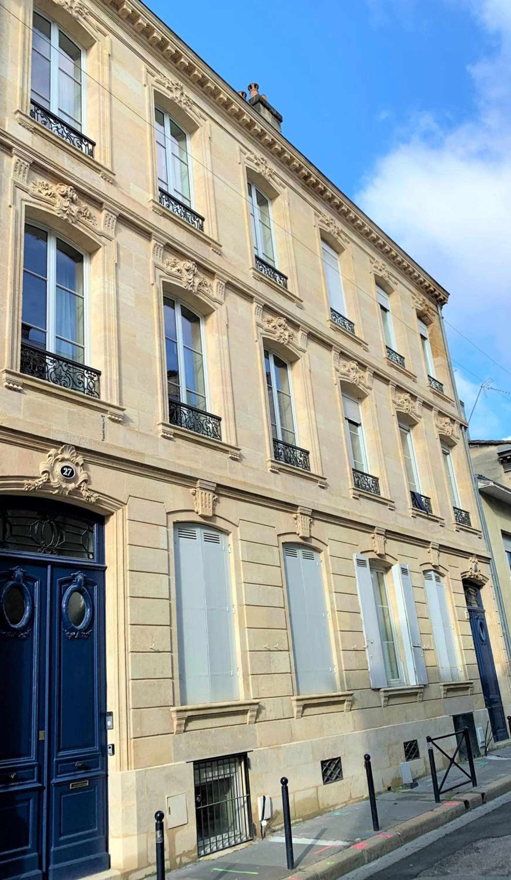 Property building in Maison Manège Bordeaux Centre