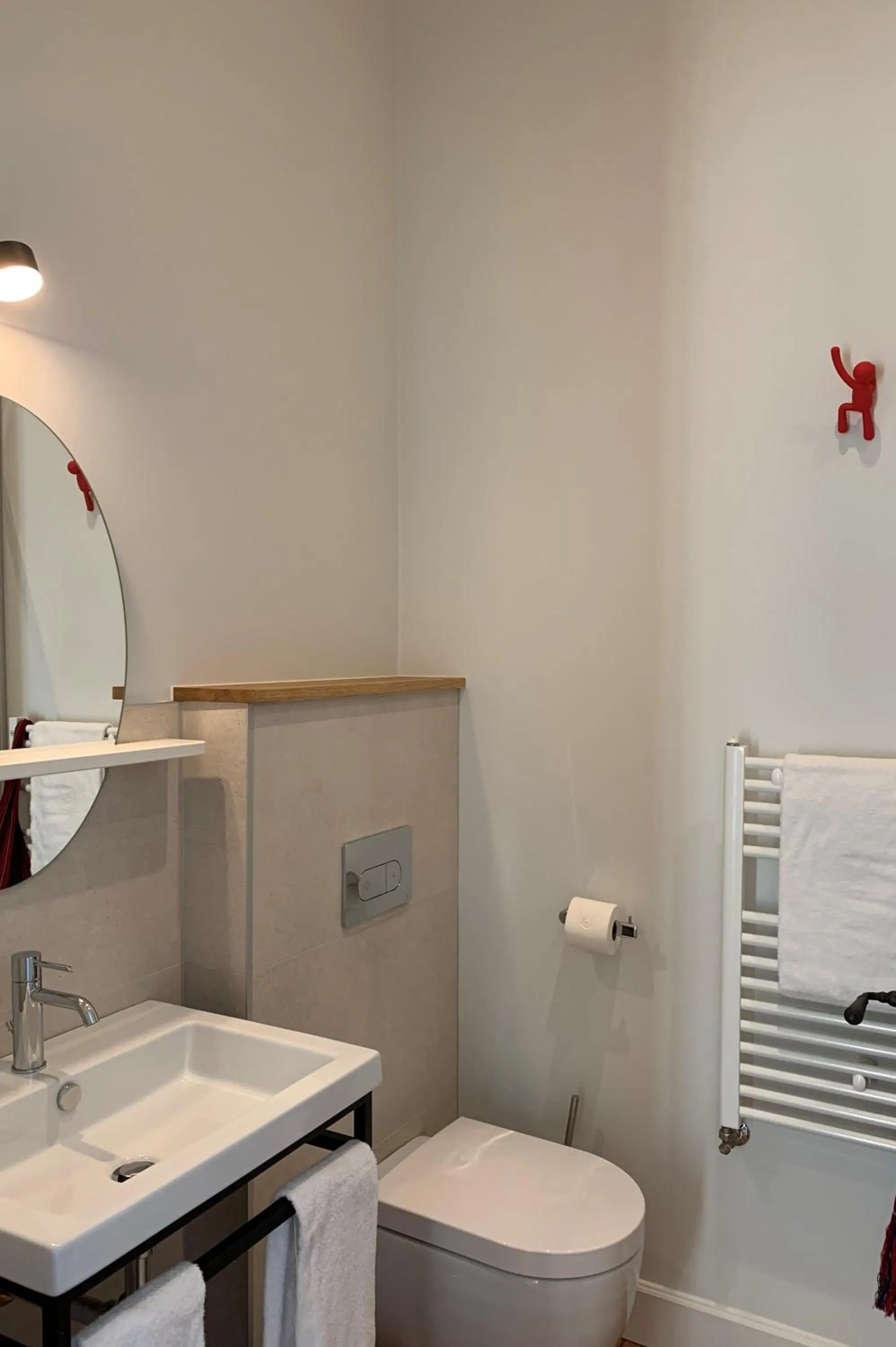 Bathroom in Maison Manège Bordeaux Centre