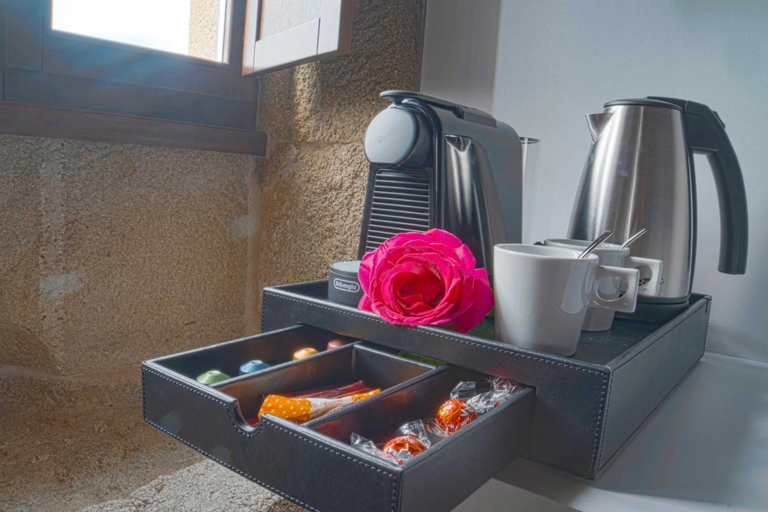 Coffee/tea facilities in Hotel As Torres da Hermida