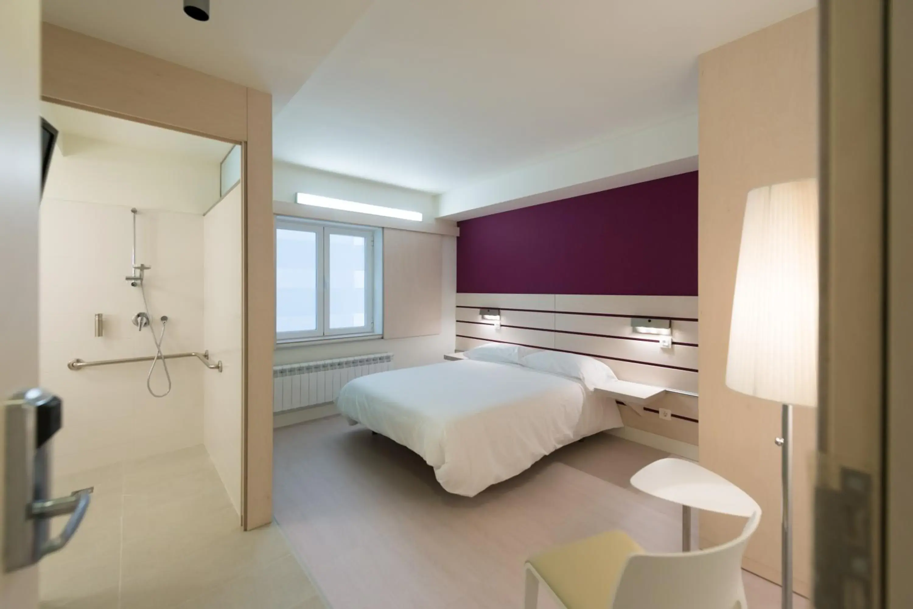 Double Room - Disability Access in Hotel Boreal Viento Norte Double Room - Disability Access in Hotel Boreal Viento Norte