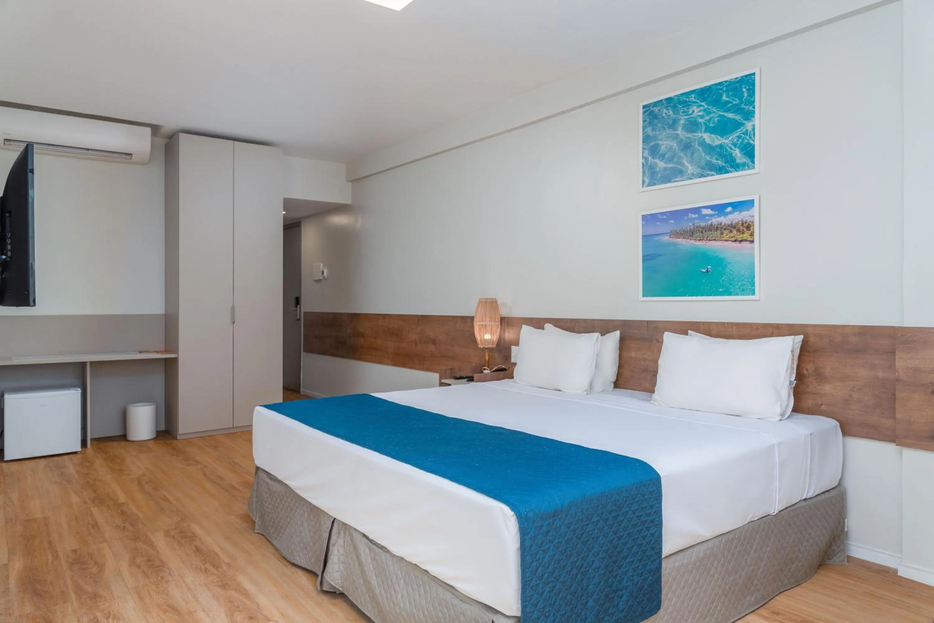 Bed in Verano Pajuçara by Tropicalis