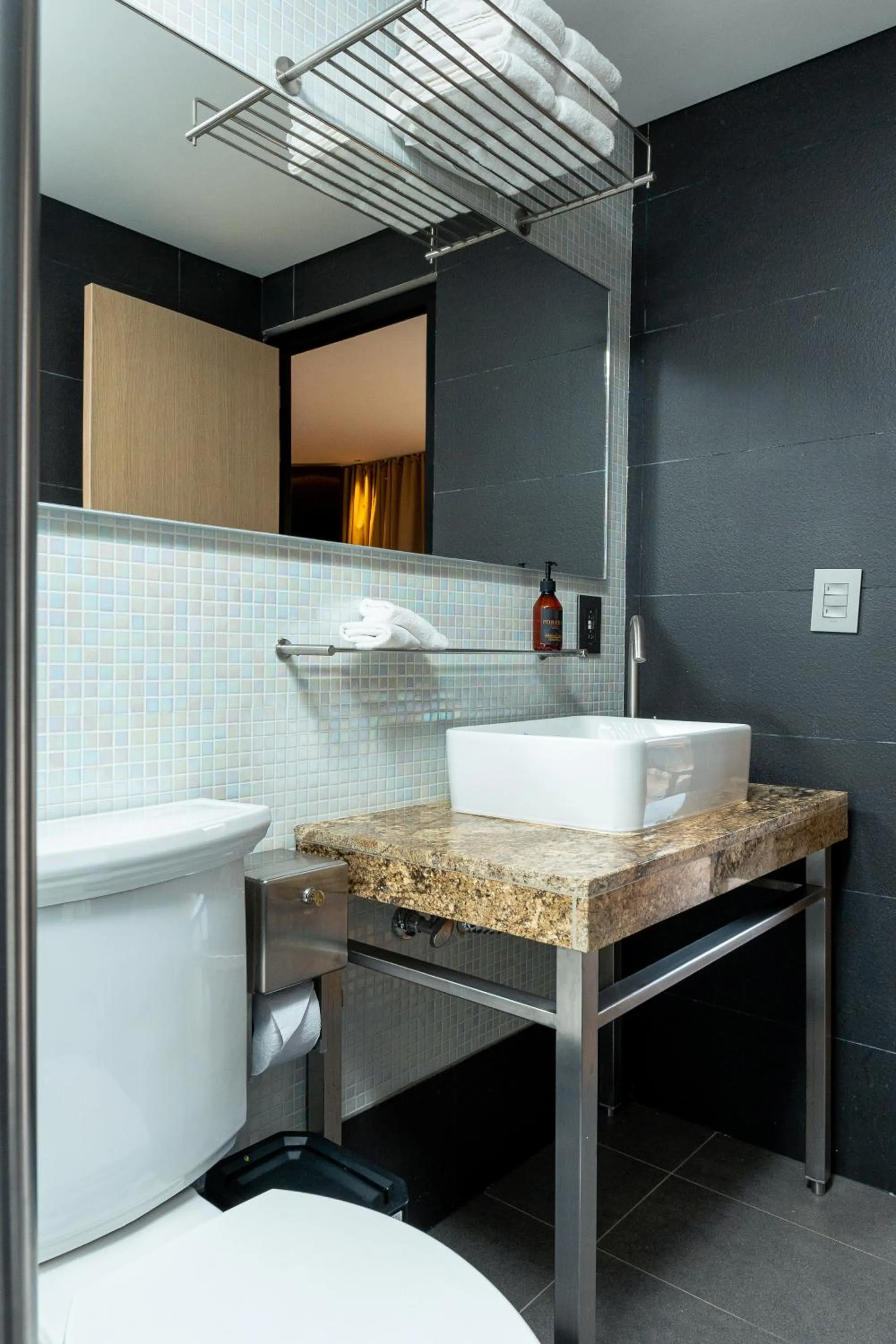 Bathroom in Hotel Foresto 365