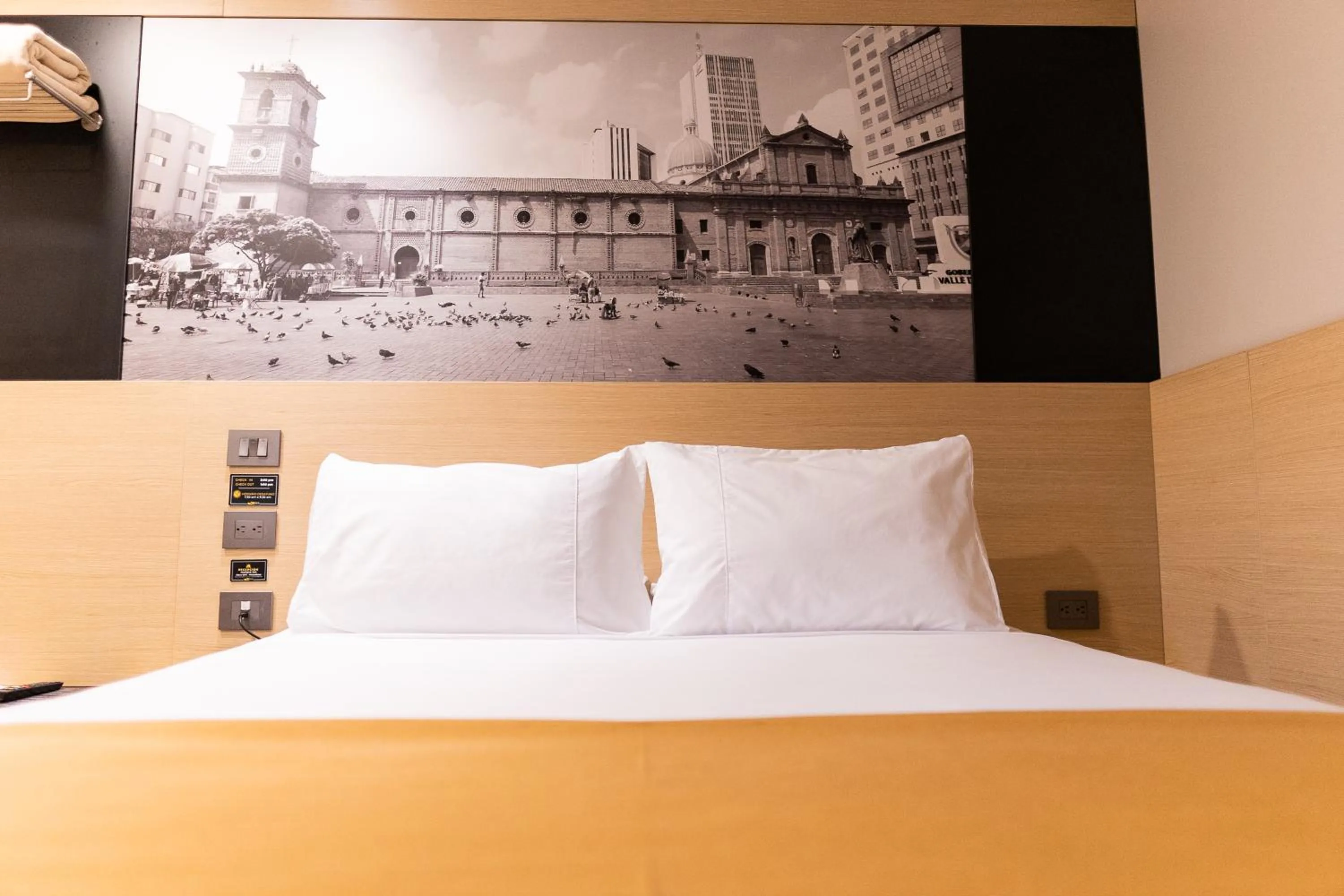 Photo of the whole room, Bed in Hotel Foresto 365