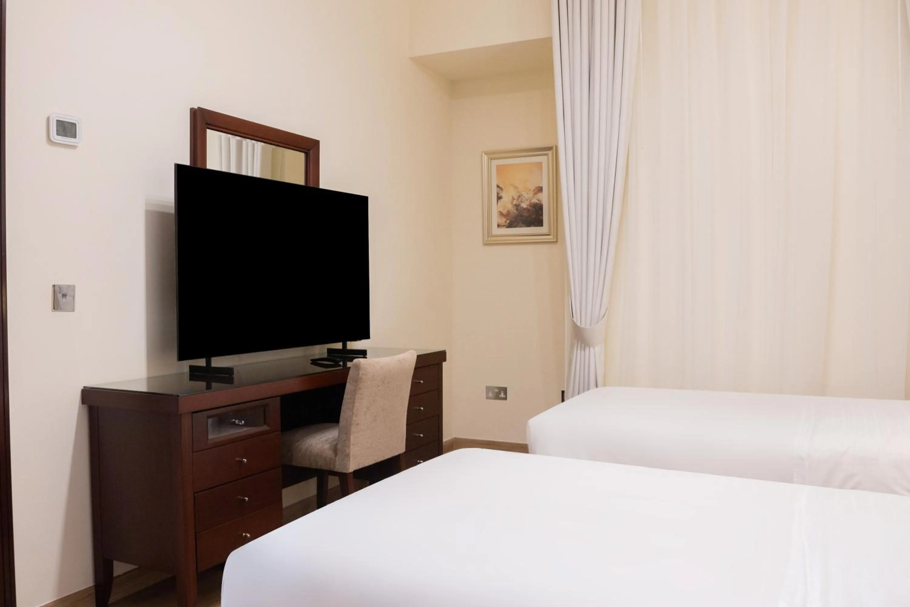 TV and multimedia, Bed in Grand Millennium Dubai