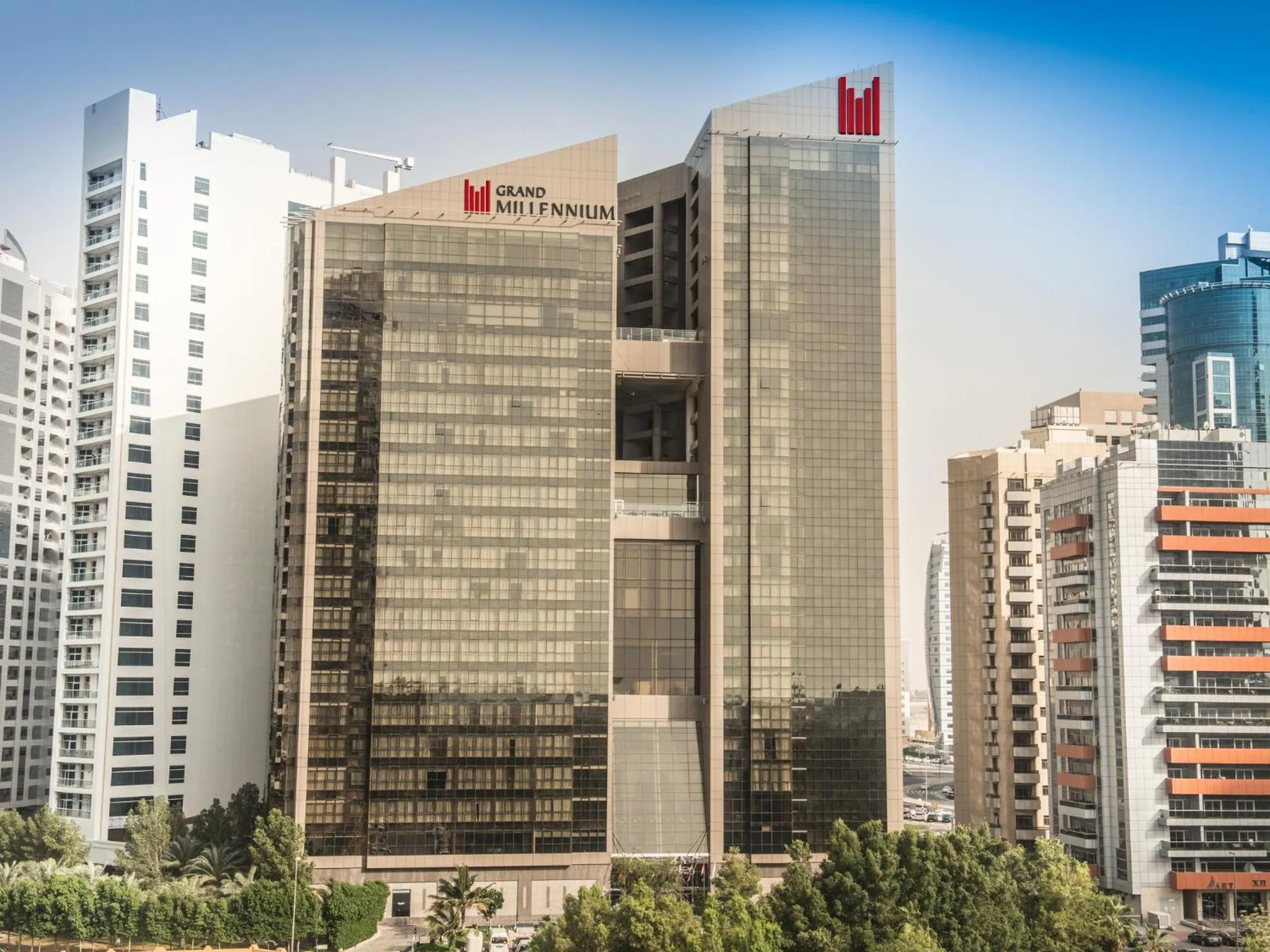 Property building in Grand Millennium Dubai
