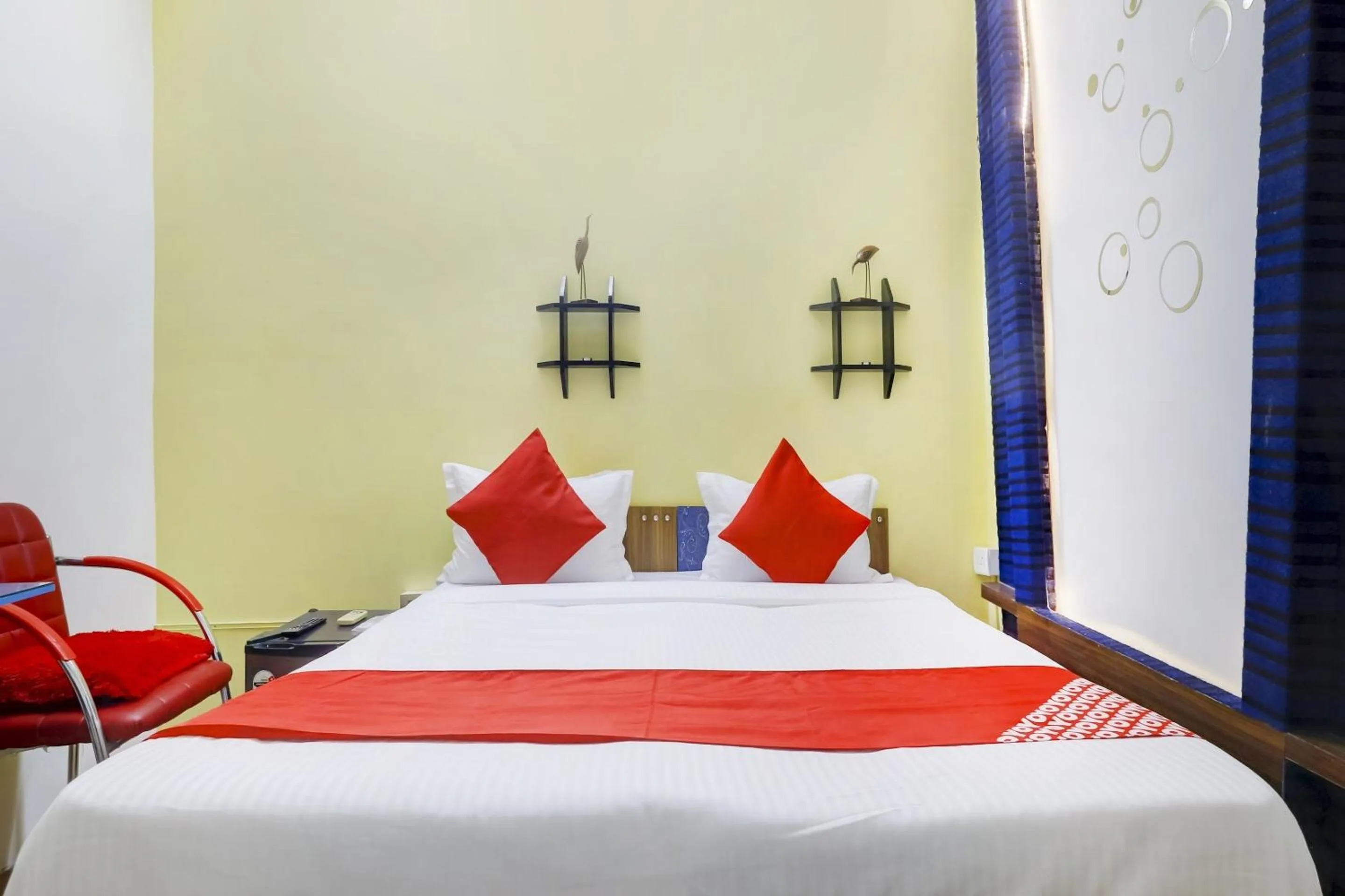 Bedroom, Bed in OYO 76333 Newgen Grand