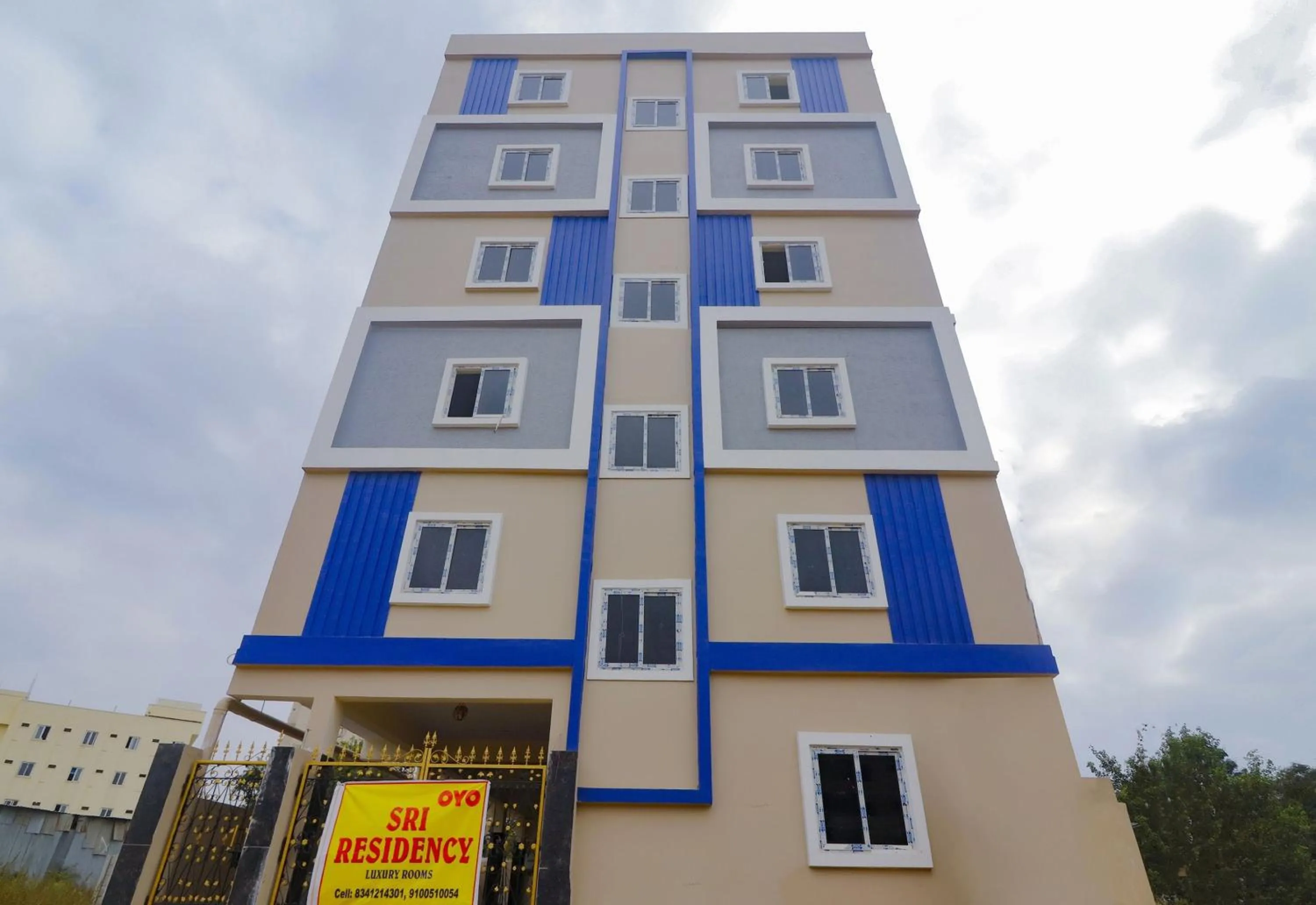 Facade/entrance in Hotel O Sri Residency