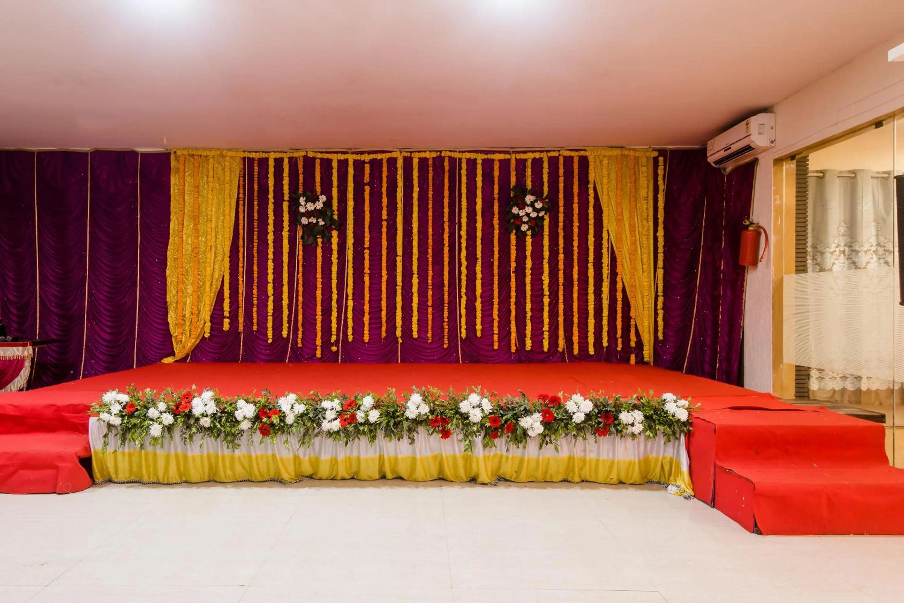 Bedroom in Collection O Phoenix