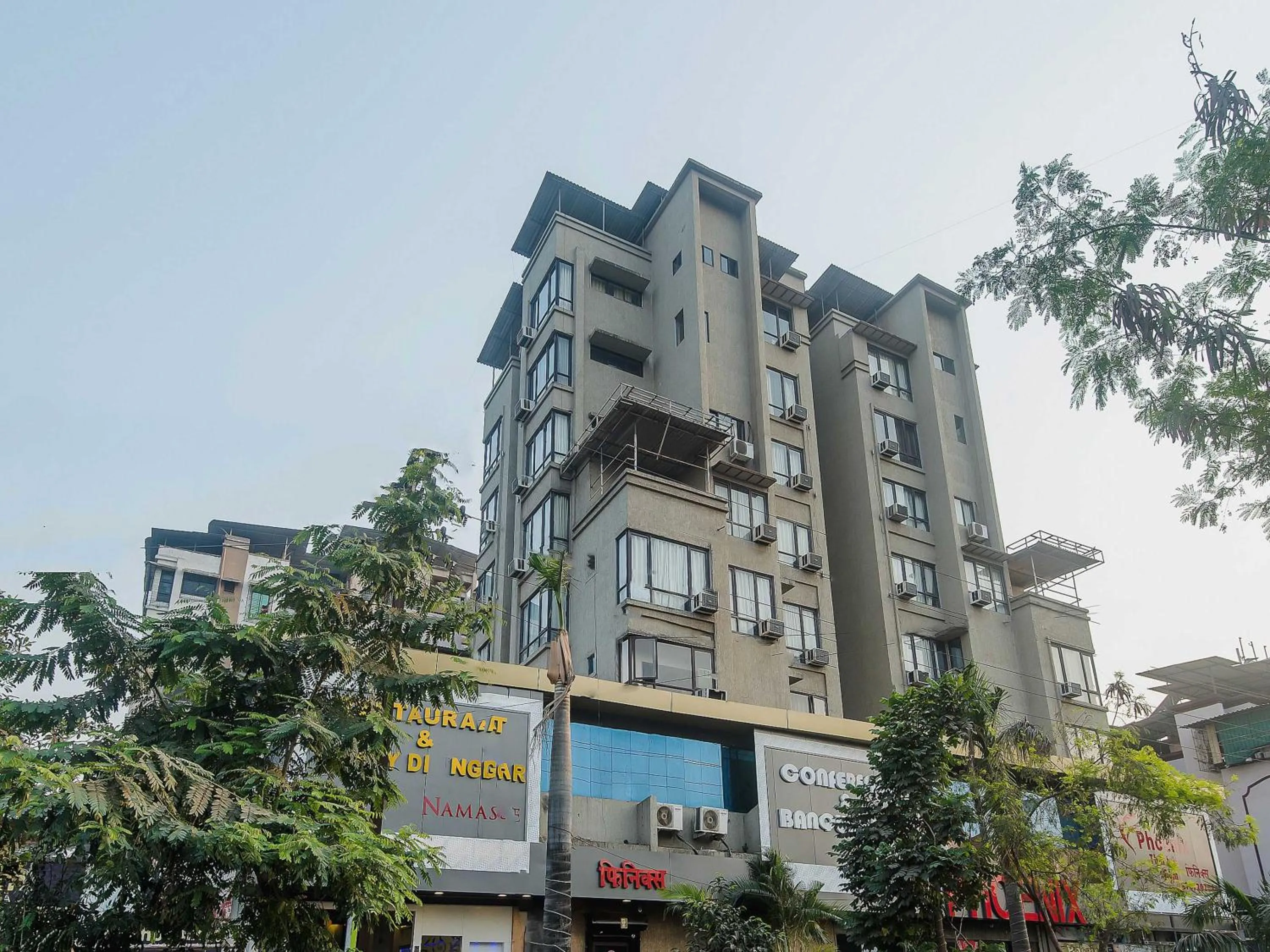 Facade/entrance in Collection O Phoenix