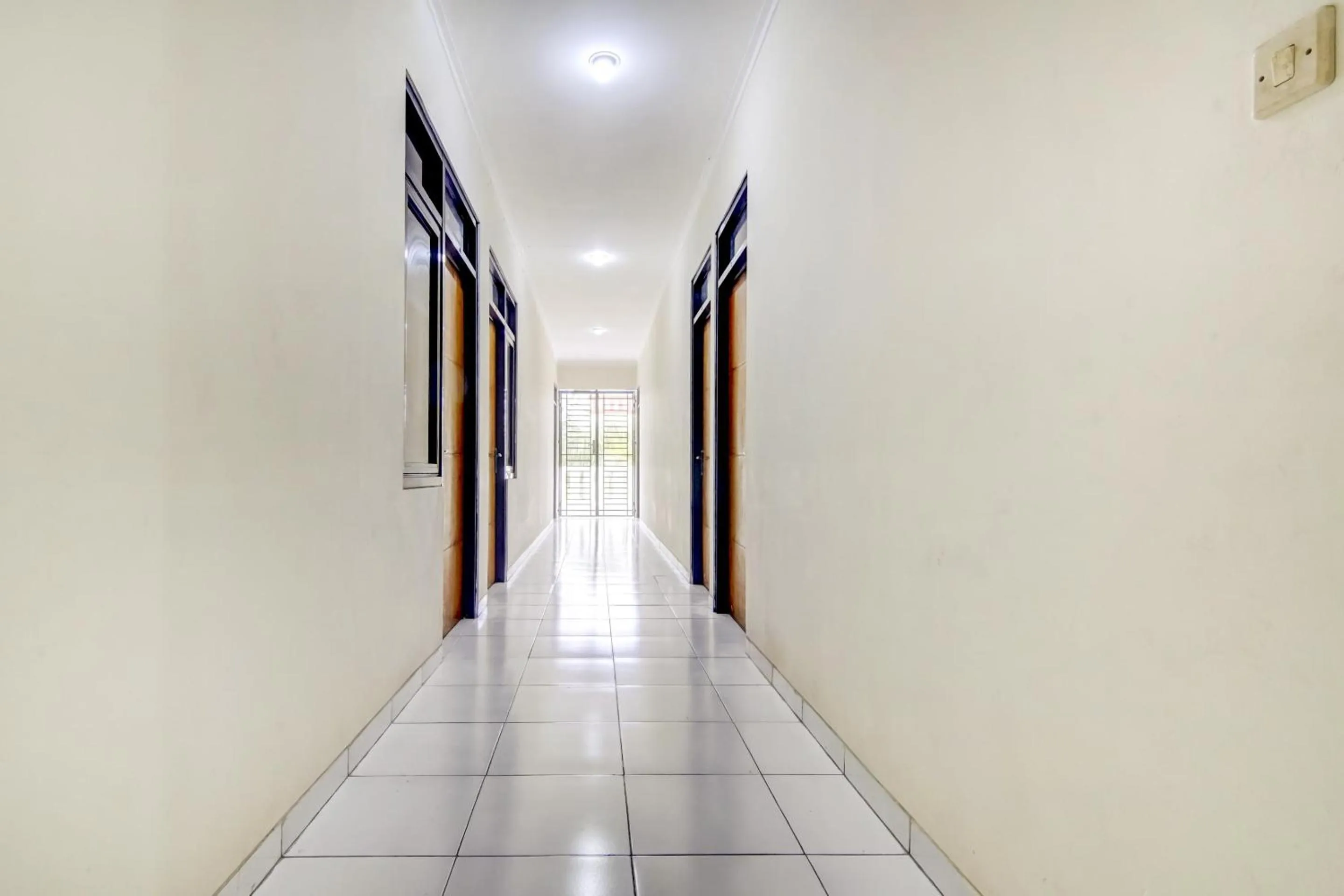 Lobby or reception in OYO Life 90152 Garuda Bima Residence Syariah