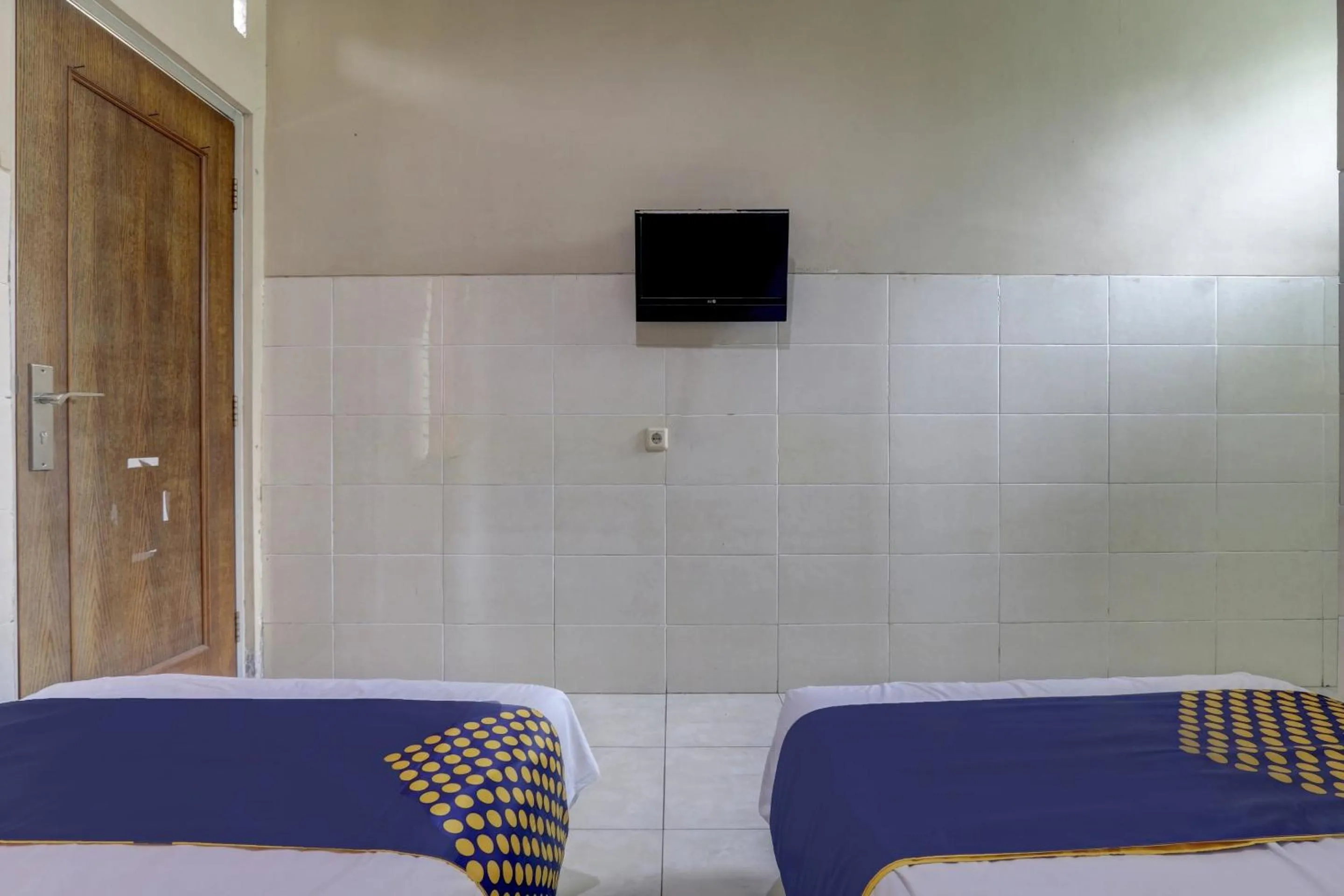 Bedroom, Bed in OYO Life 90159 Puri Asoka Guest House