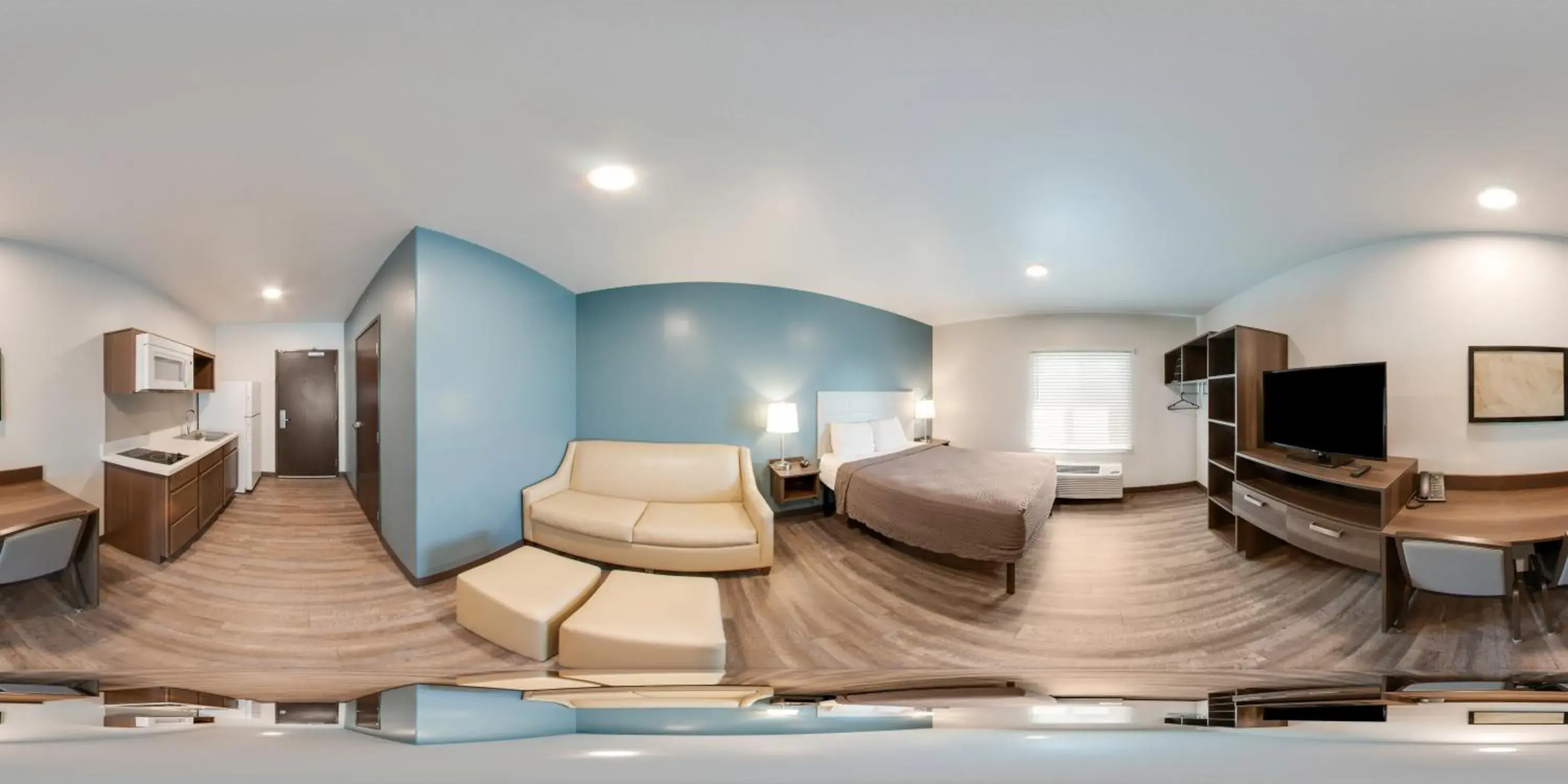 Standard Queen Room with Sofa Bed - Non-Smoking in WoodSpring Suites Bakersfield Airport Standard Queen Room with Sofa Bed - Non-Smoking in WoodSpring Suites Bakersfield Airport