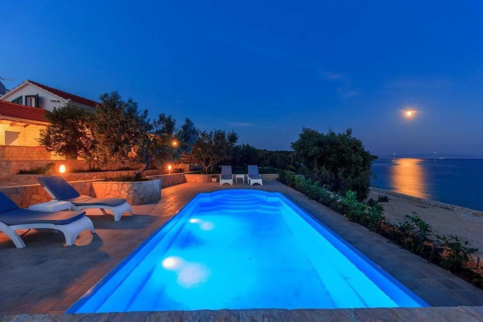 Other in Luxury Beachfront Villa Dalmatino Trogir with private pool right at the beach in Okrug Gornji - Ciovo
