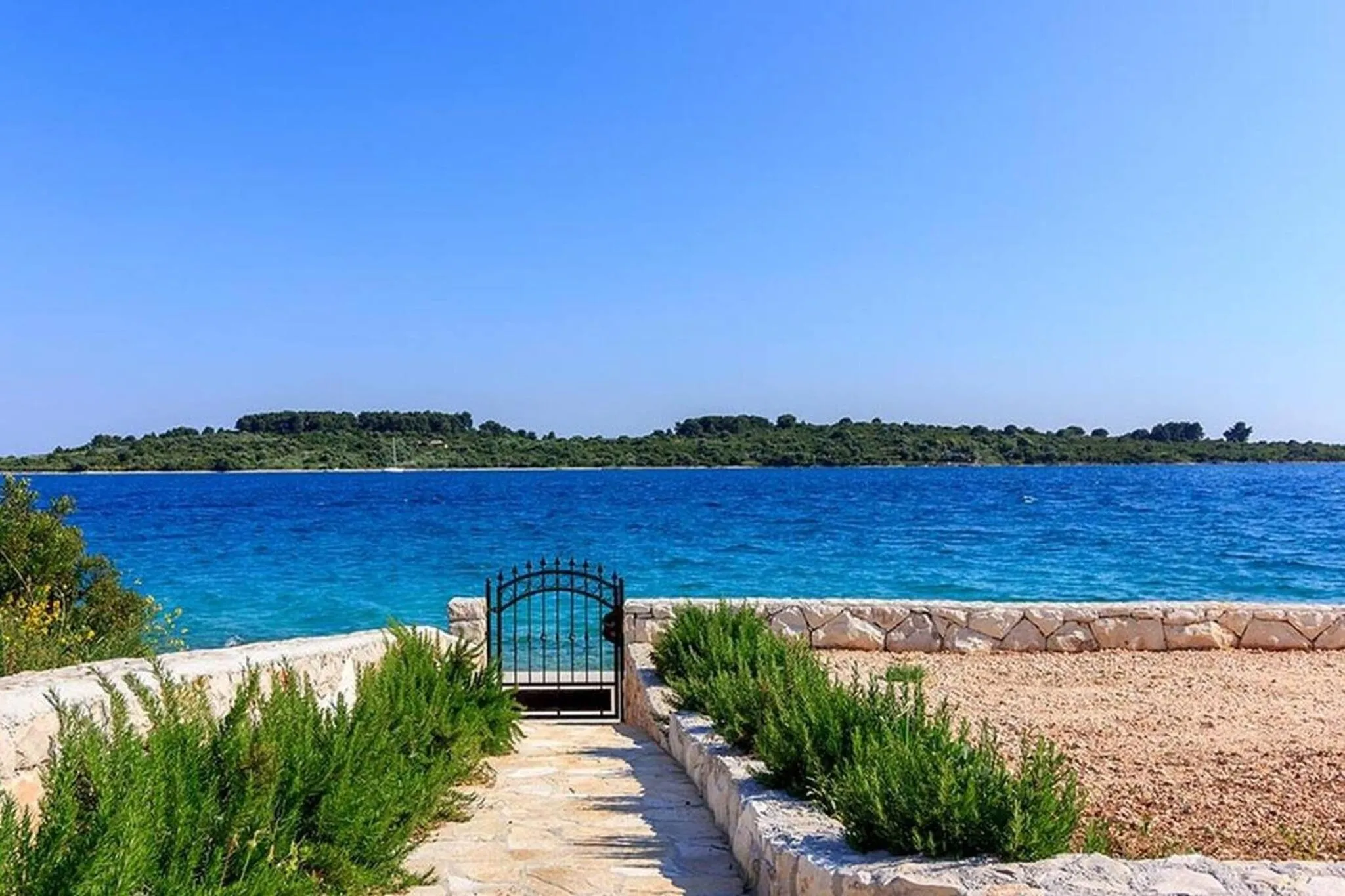 Other in Luxury Beachfront Villa Dalmatino Trogir with private pool right at the beach in Okrug Gornji - Ciovo
