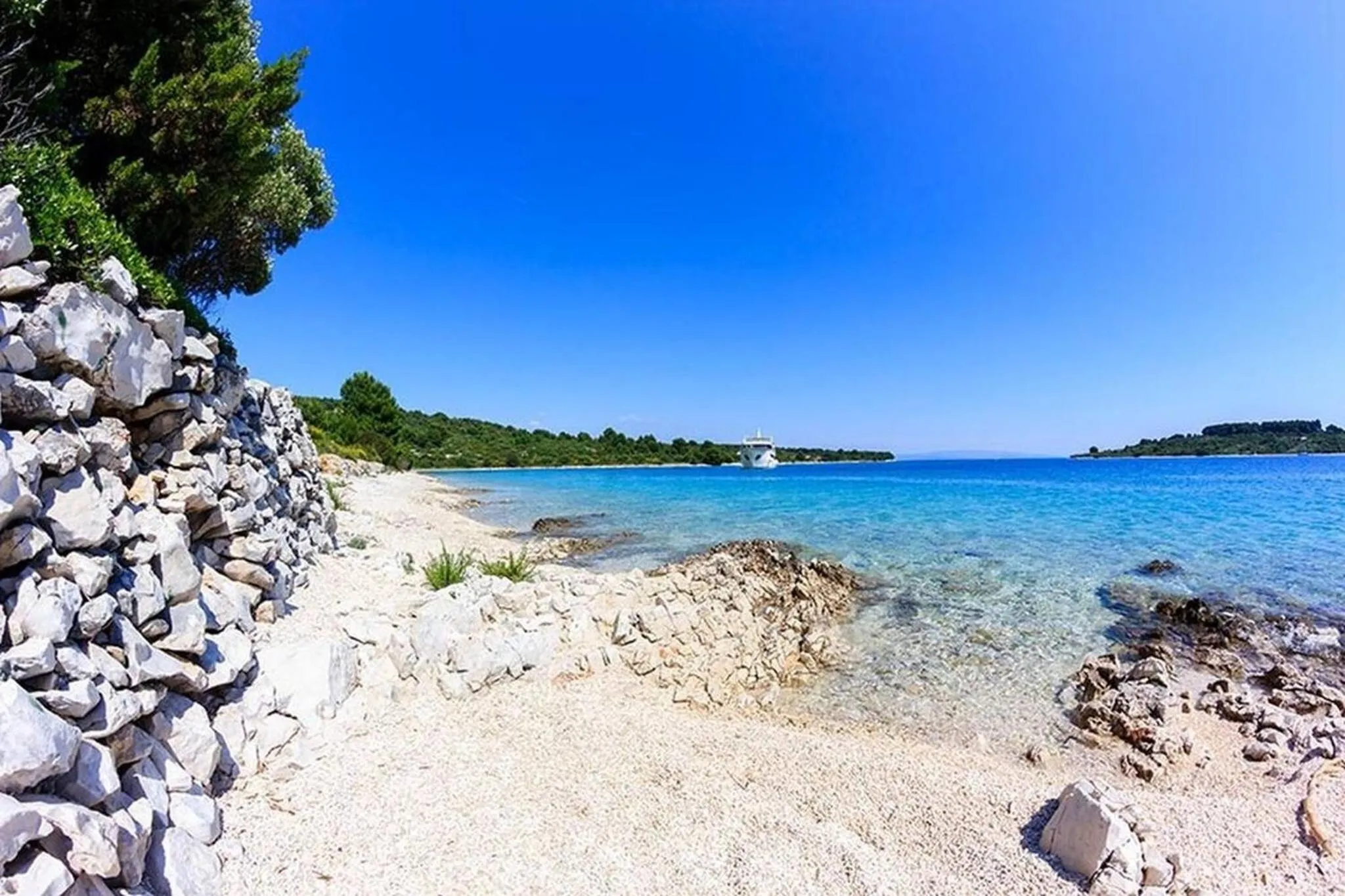 Other in Luxury Beachfront Villa Dalmatino Trogir with private pool right at the beach in Okrug Gornji - Ciovo