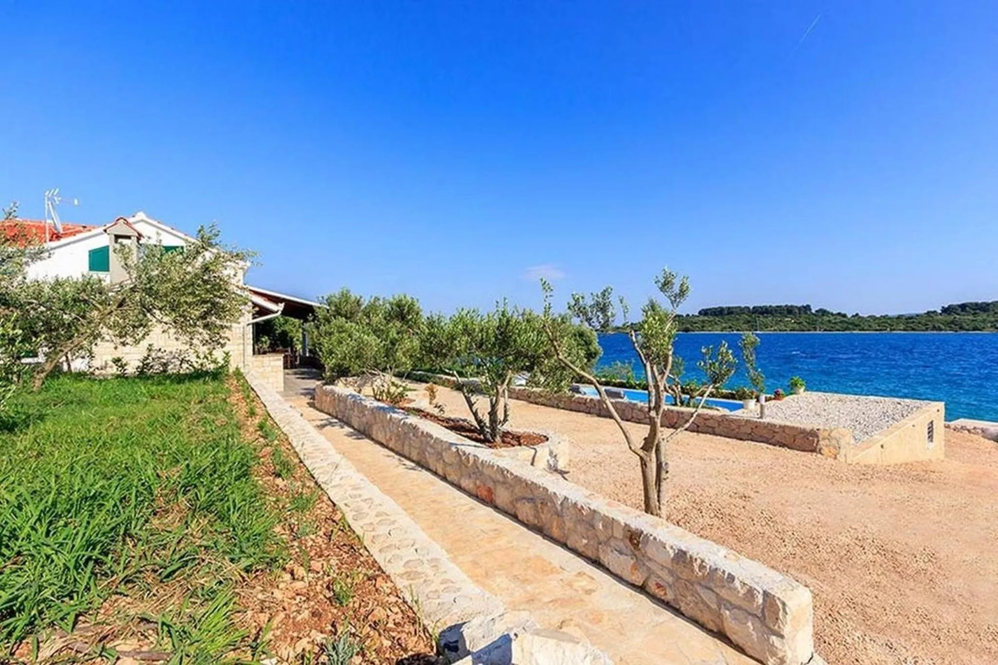 Other in Luxury Beachfront Villa Dalmatino Trogir with private pool right at the beach in Okrug Gornji - Ciovo
