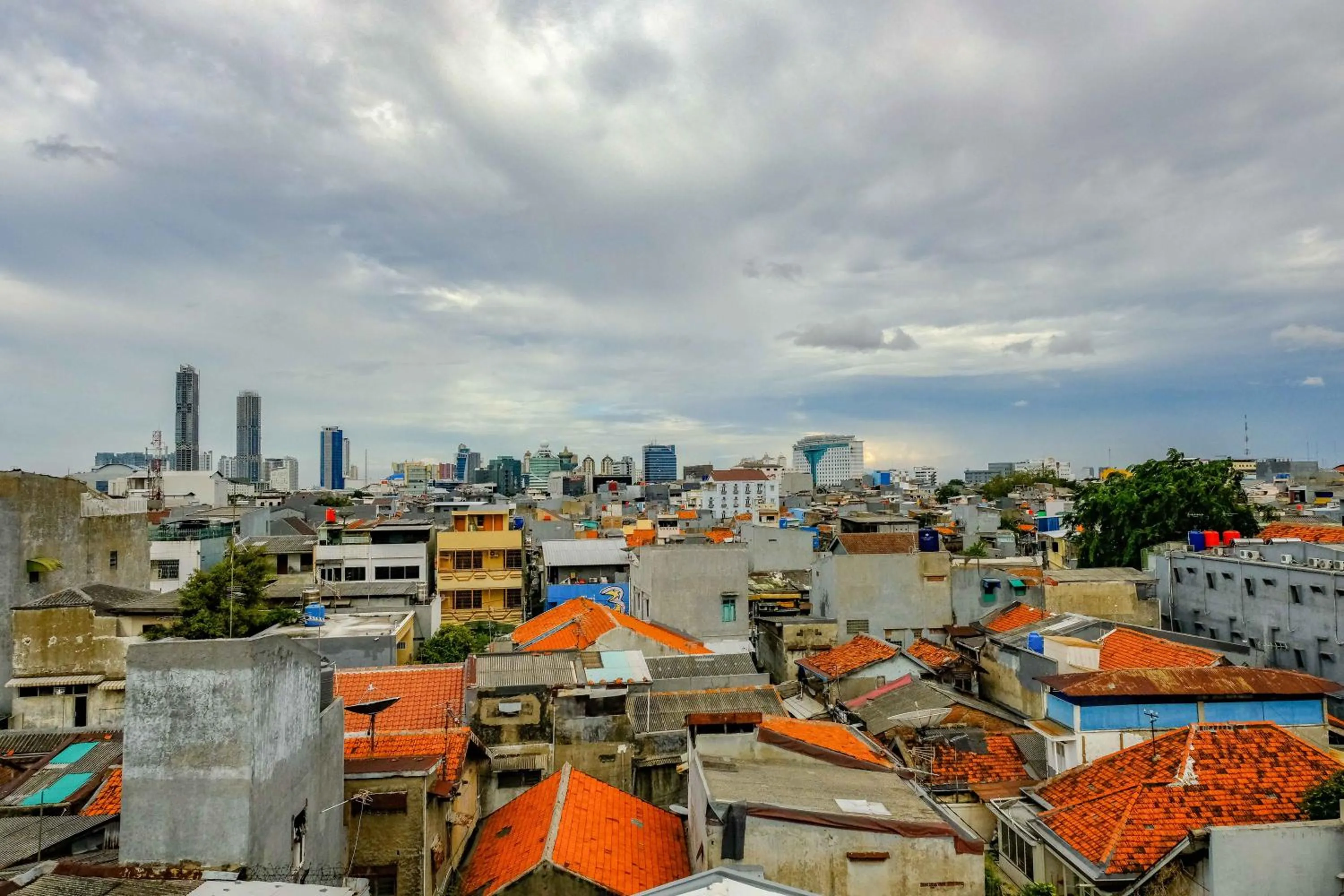 RedDoorz near Pasar Baru 3