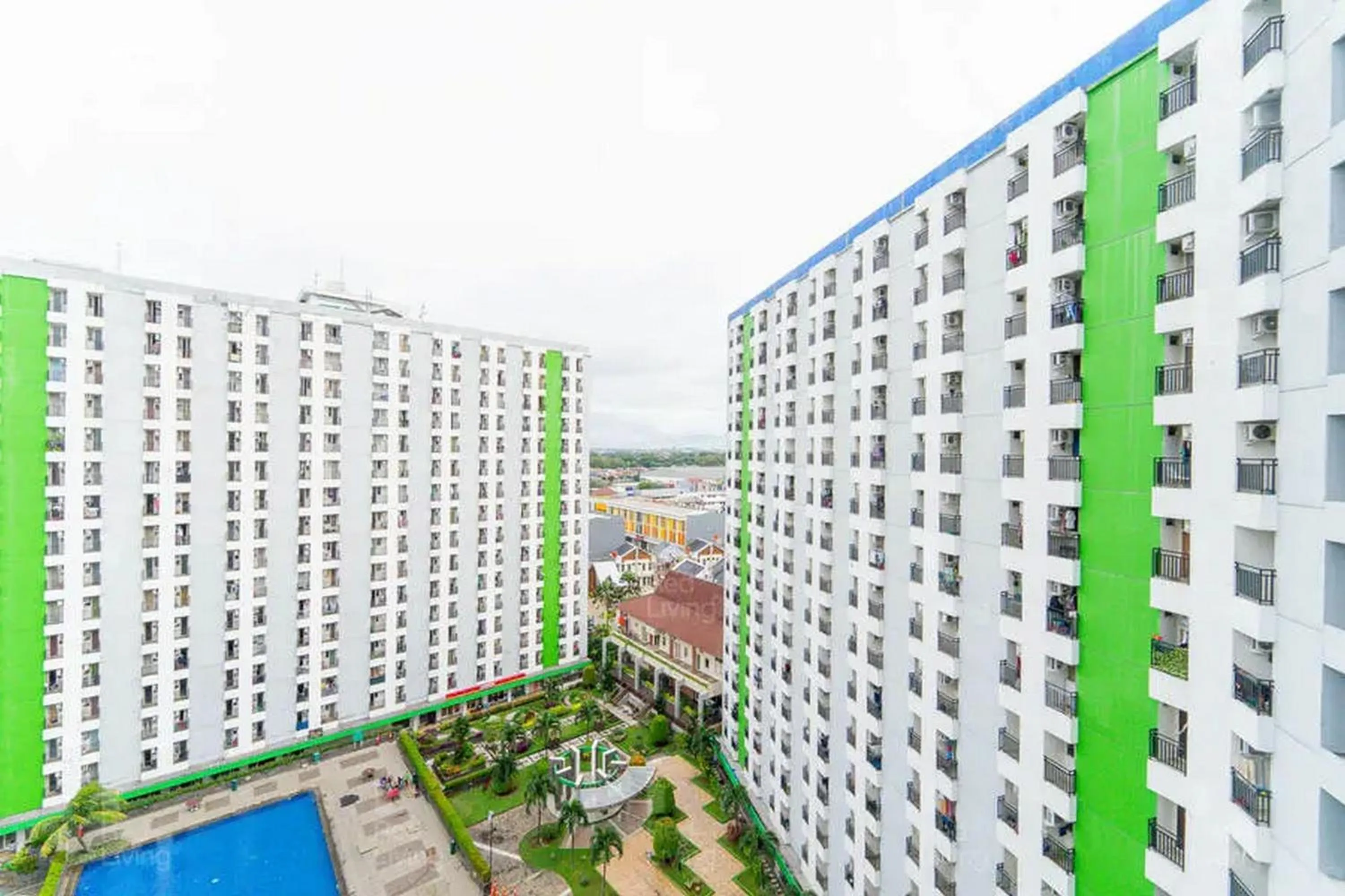 Property building in RedLiving Apartemen Green Lake View Ciputat - Farida Property 1 Tower E